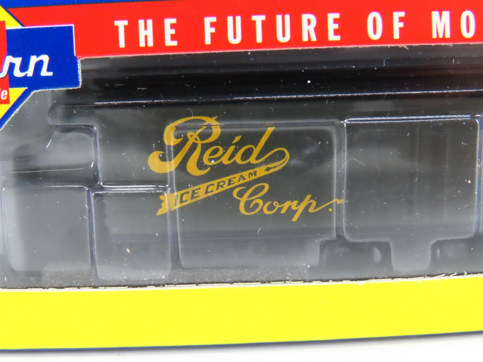 N Scale Athearn 11612 RICX Reid Ice Cream 40' Wood Milk Car #106