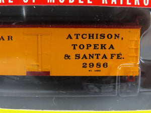 N Scale Athearn 10498 ATSF Santa Fe Route 36' Wood Reefer #2986