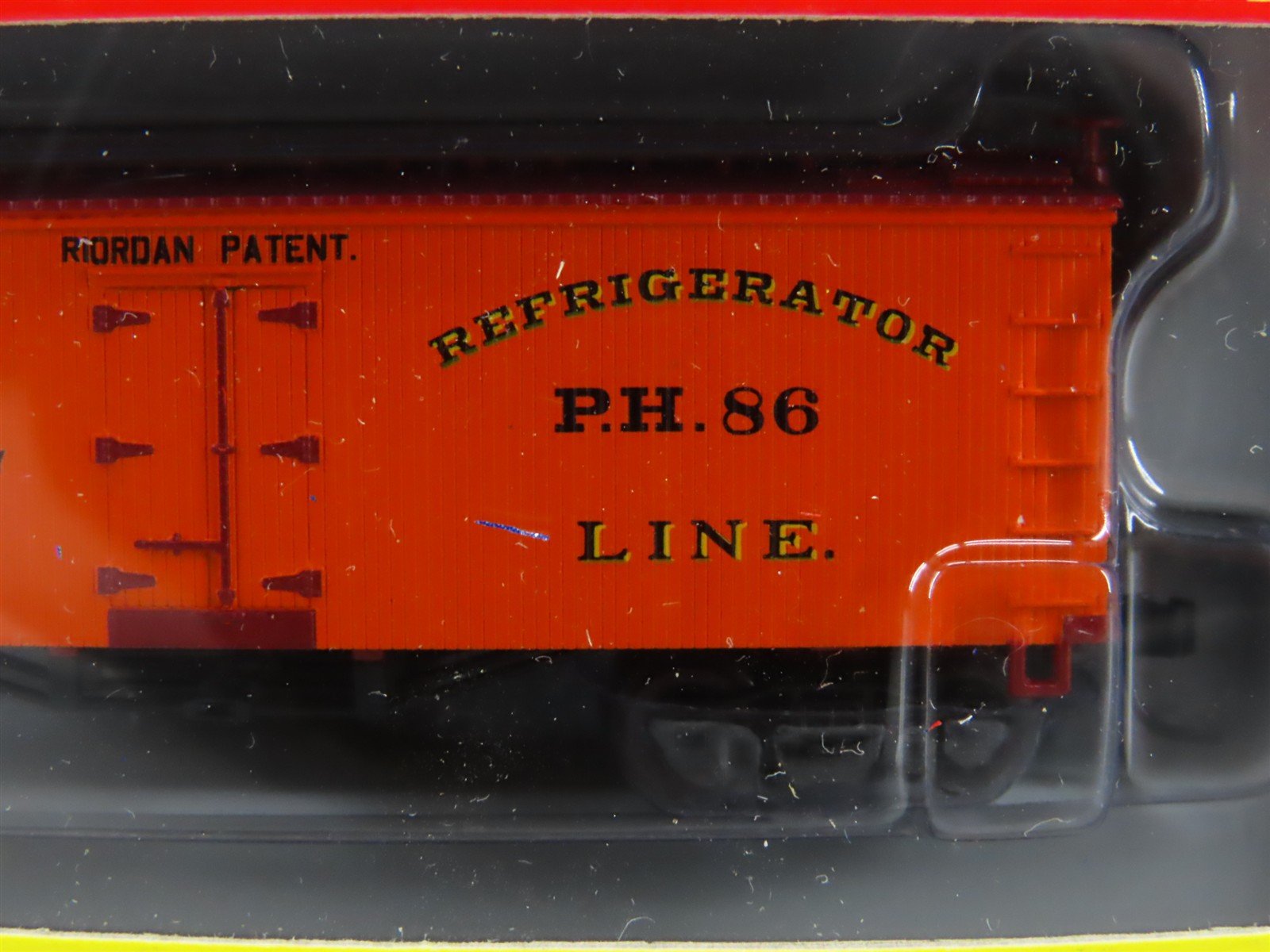 N Scale Athearn 10508 PH Denver Texas & Ft Worth Railroad 36' Wood Reefer #86