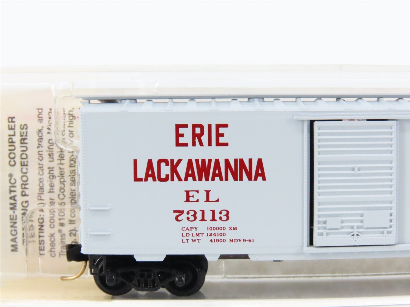 N Scale Micro-Trains MTL 20360 EL Erie Lackawanna 40' Single Door Box Car #73113