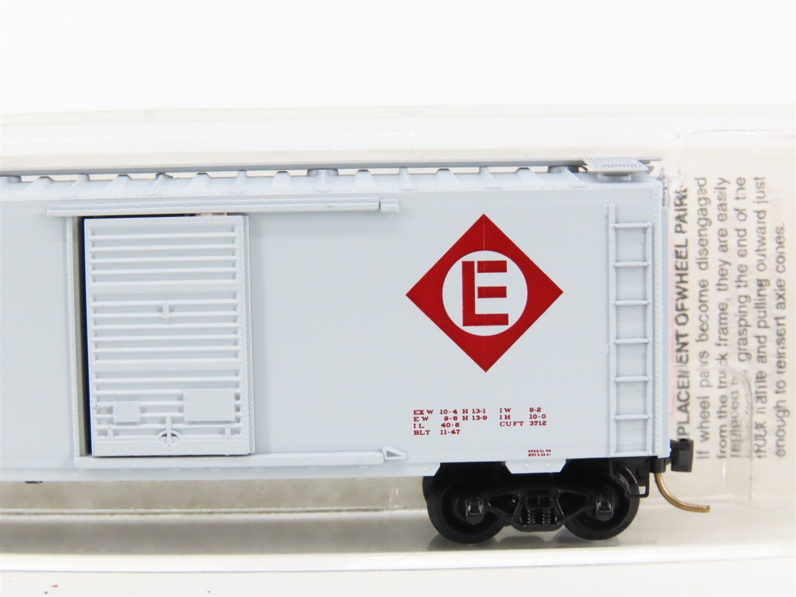 N Scale Micro-Trains MTL 20360 EL Erie Lackawanna 40' Single Door Box Car #73113