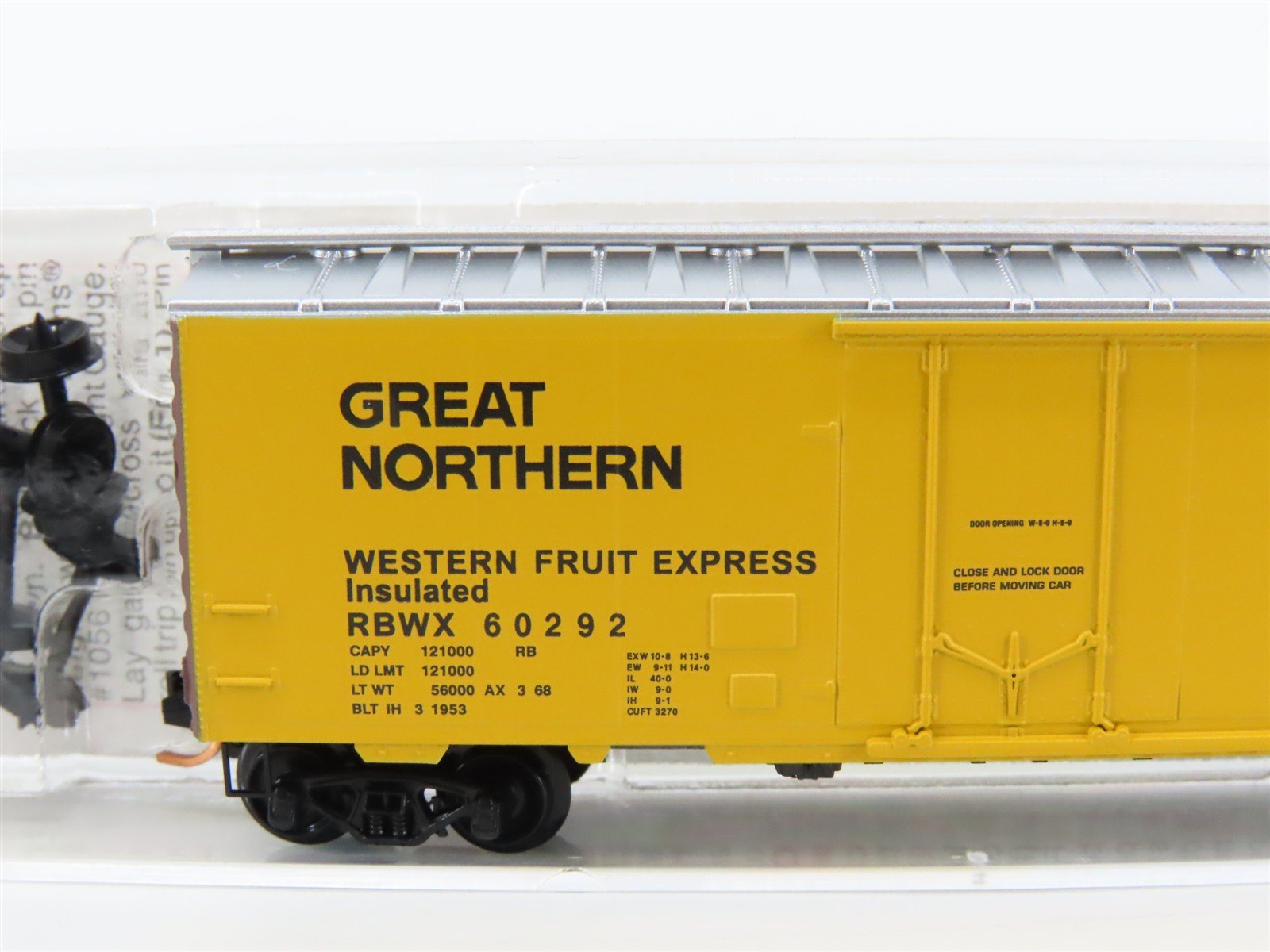 N Scale Miro-Trains MTL 21460 RBWX GN Western Fruit Express 40' Box Car #60292