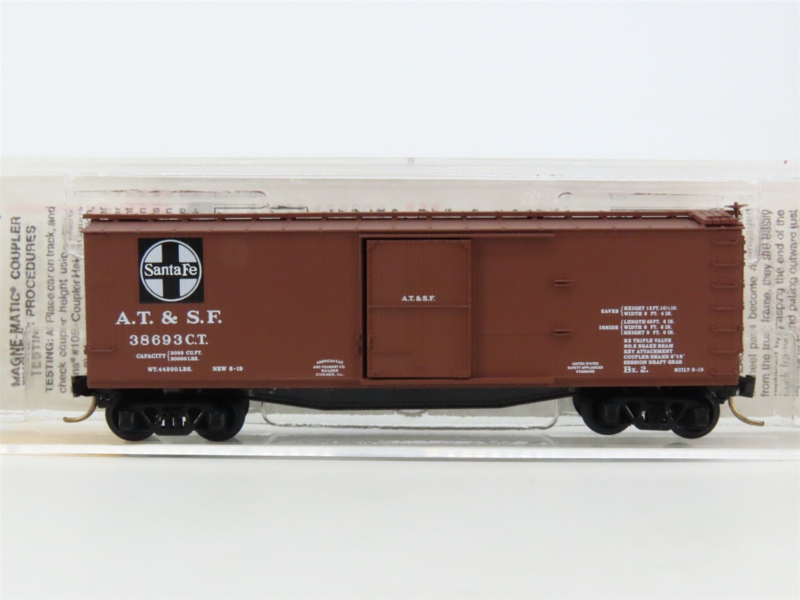 N Scale Micro-Trains MTL 39060 ATSF Santa Fe 40' Single Door Box Car #38693 C.T.