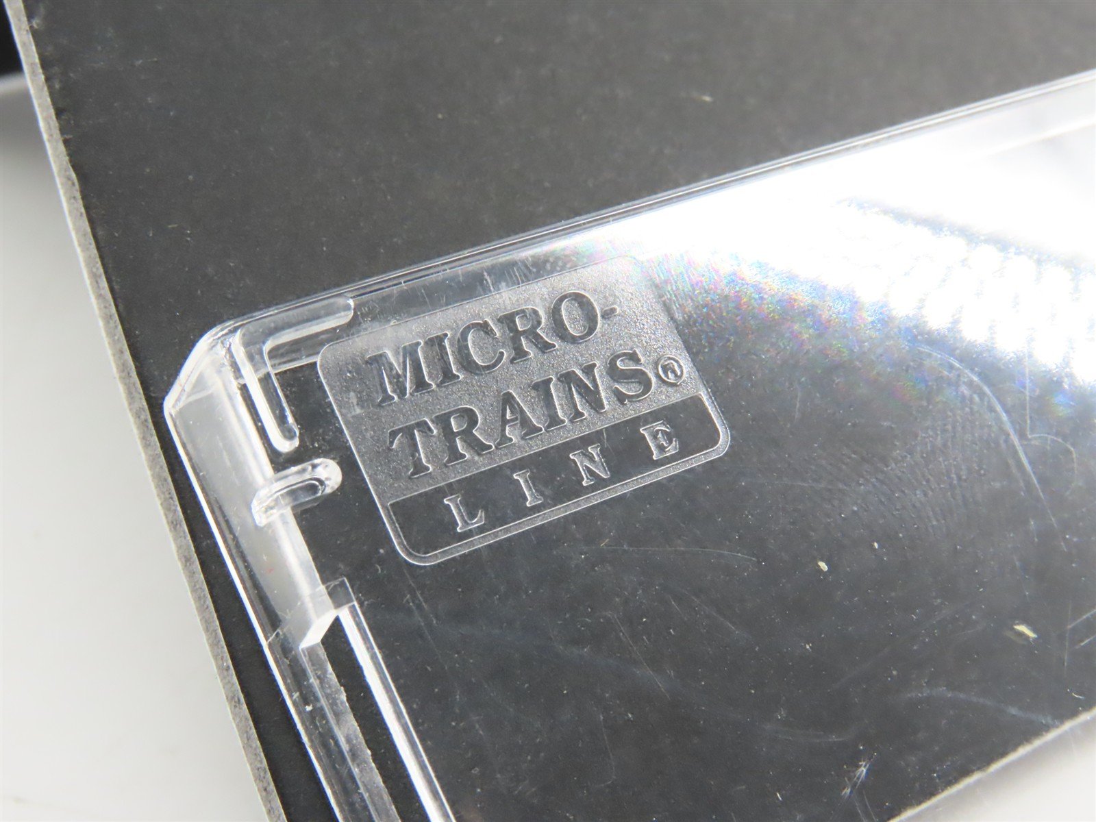 N Scale Micro-Trains MTL 02300311 GN Glacier National Park 40' Box Car #38773
