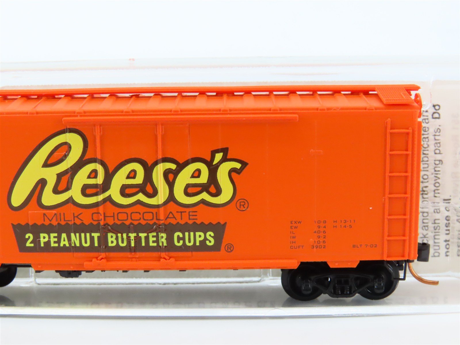 N Scale Micro-Trains MTL 21300 HFC Hershey's Reese's 40' Box Car #7602