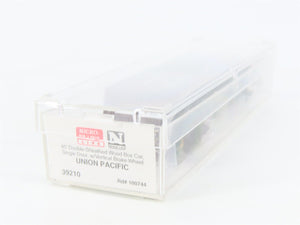 N Scale Micro-Trains MTL 39210 UP Union Pacific Overland 40' Box Car #100744