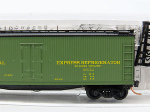 N Scale Micro-Trains MTL 49570 CN Canadian National 40' Wood Reefer #10329