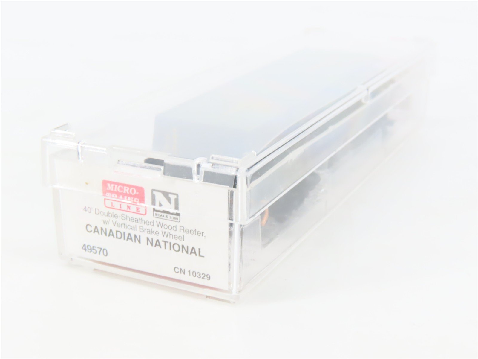 N Scale Micro-Trains MTL 49570 CN Canadian National 40' Wood Reefer #10329