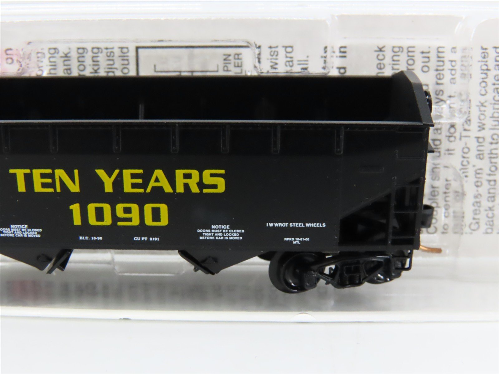 N Scale Micro-Trains MTL 90020 Ten Years Anniversary 2-Bay Open Hopper #1090