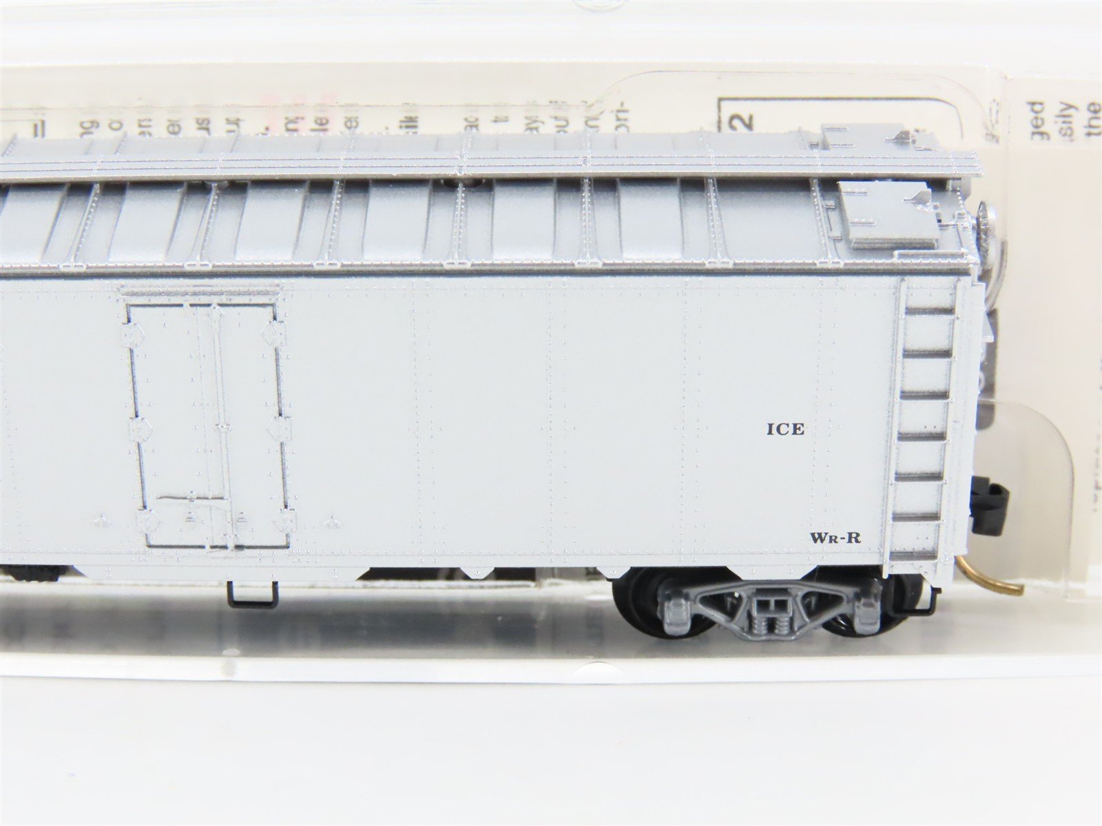 N Scale Micro-Trains MTL 59030 ATSF Santa Fe 40' Steel Side Ice Reefer #188457