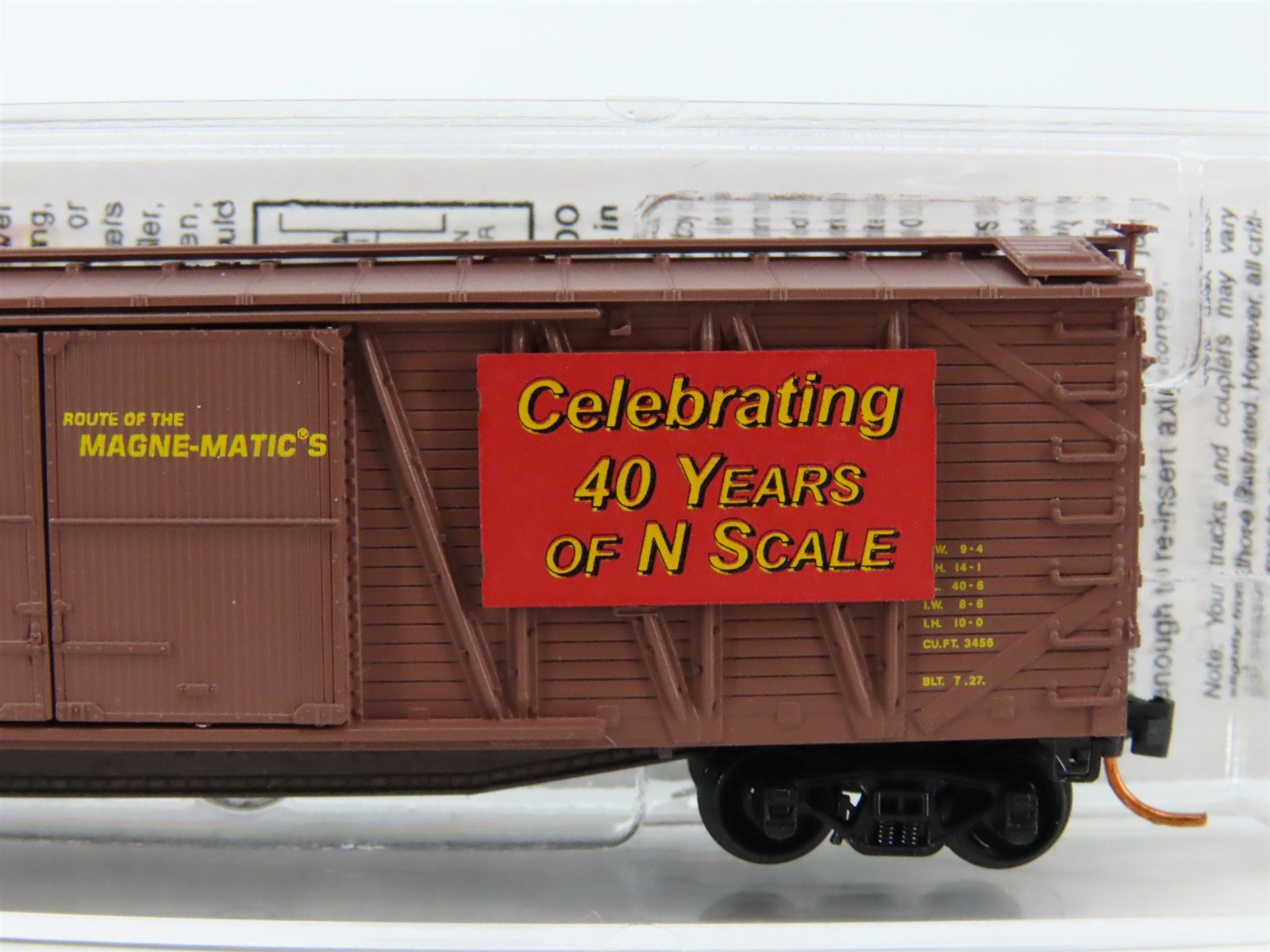N Micro-Trains MTL 04000020 Celebrating 40 Years Of N Scale 40' Box Car #2012