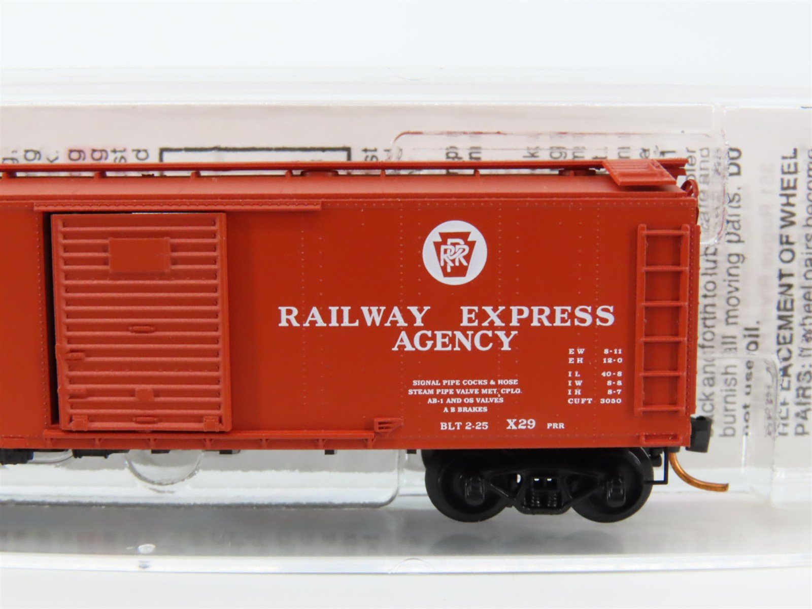 N Micro-Trains MTL 12000260 PRR Pennsylvania Railway Express 40' Box Car #2145