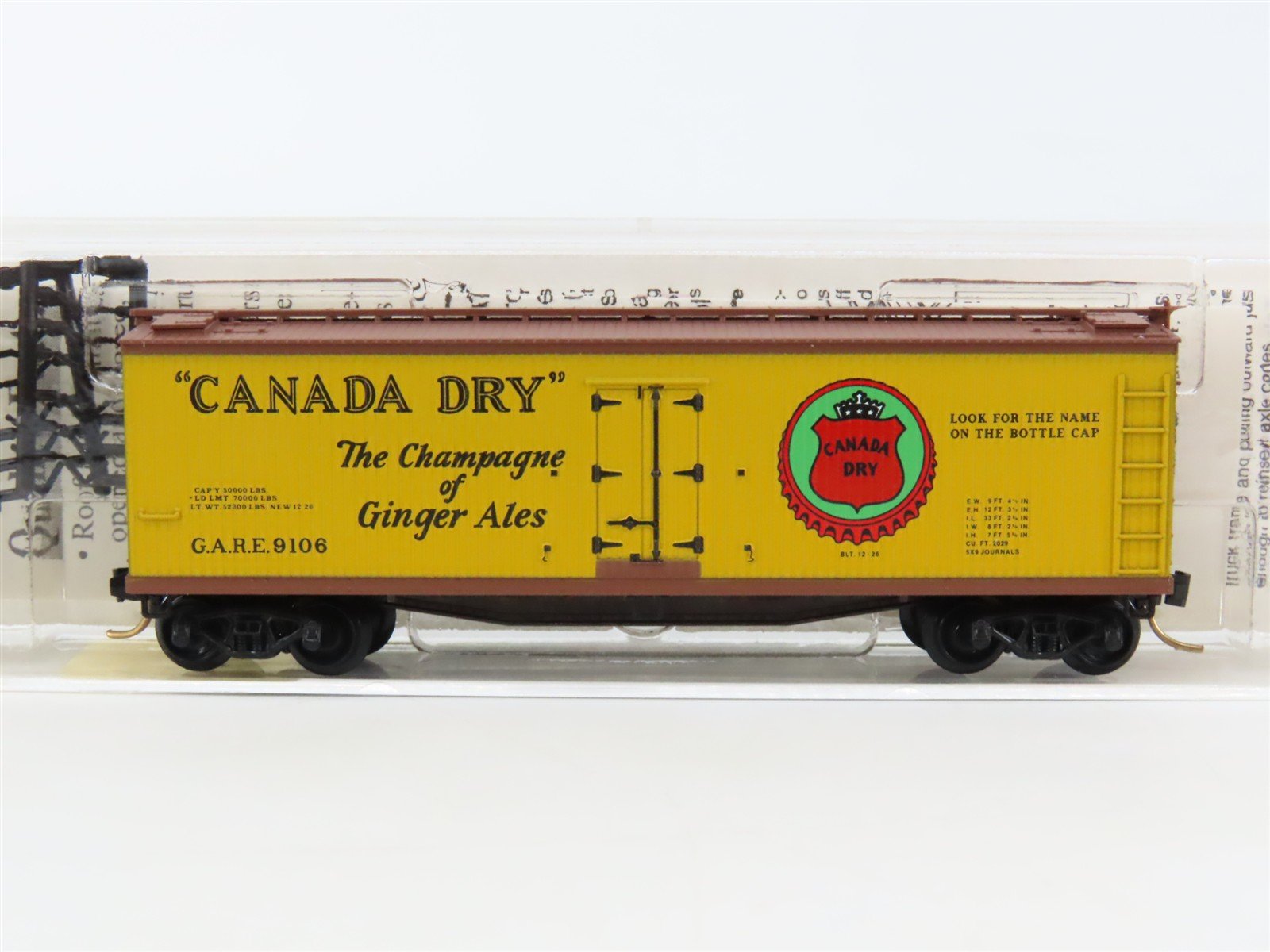 N Scale Micro-Trains MTL 49190 GARE Canada Dry 40' Wood Reefer #9106