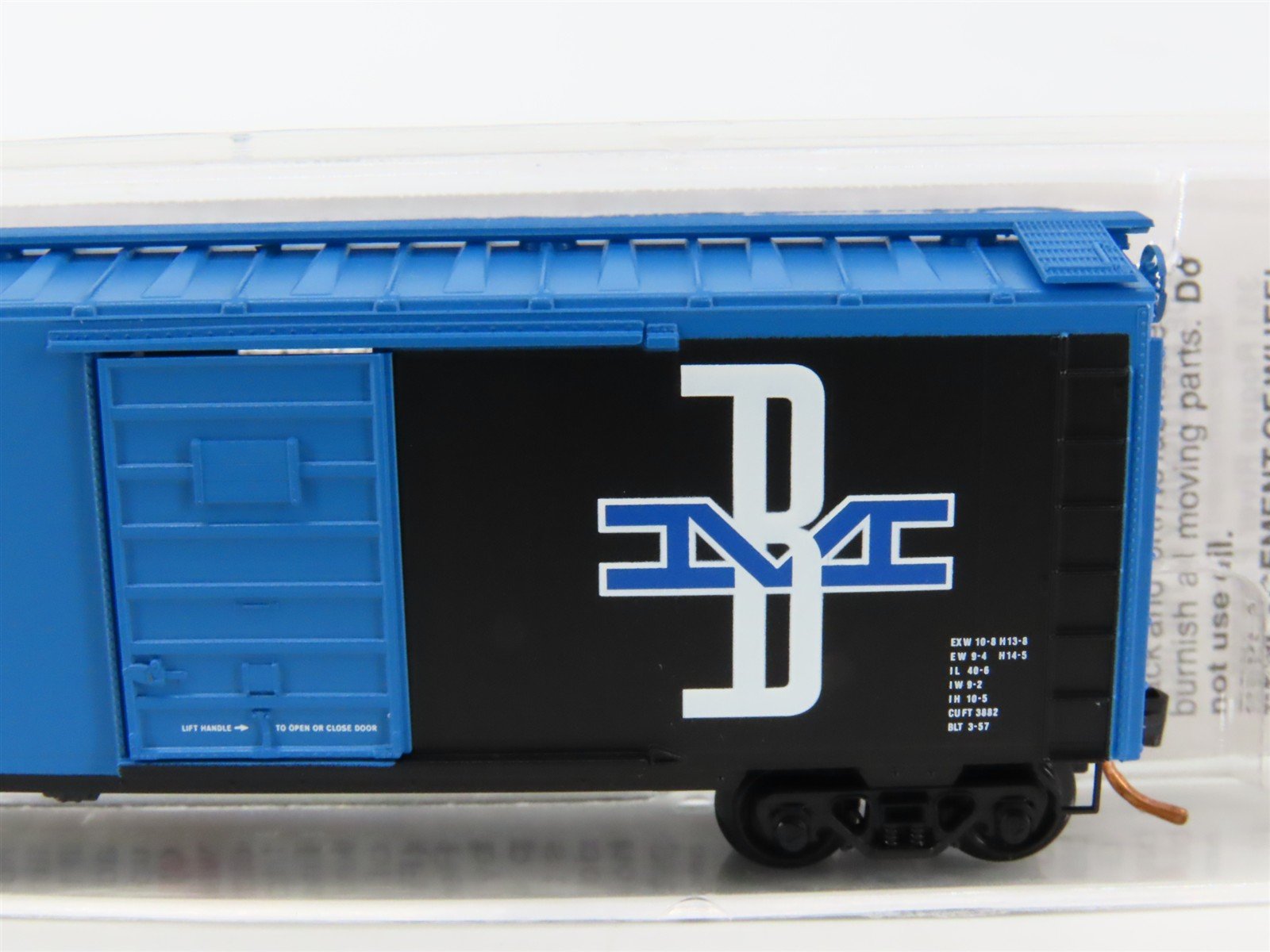 N Micro-Trains MTL 02000696 BM Boston & Maine 40' Single Door Box Car #76032