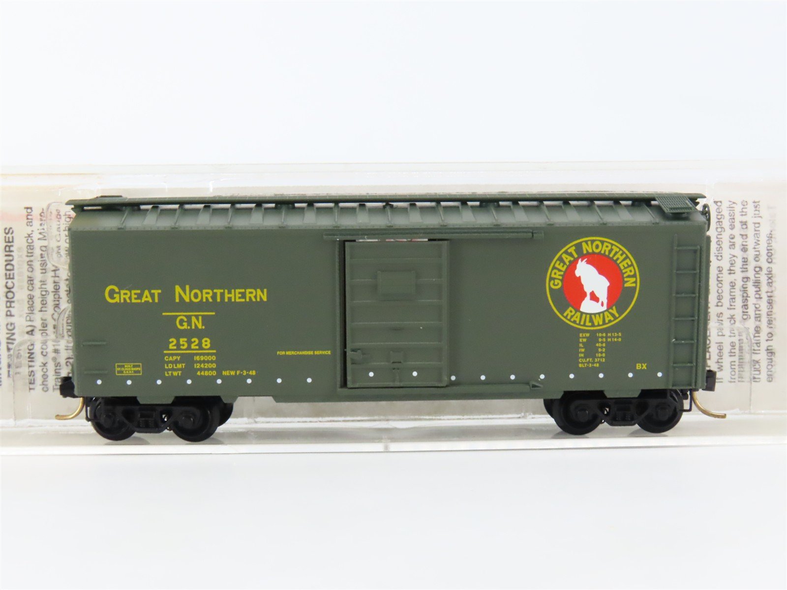 N Scale Micro-Trains MTL 20406 GN Great Northern 40' Single Door Box Car #2528