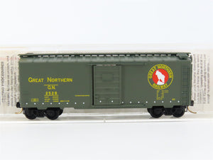 N Scale Micro-Trains MTL 20406 GN Great Northern 40' Single Door Box Car #2528