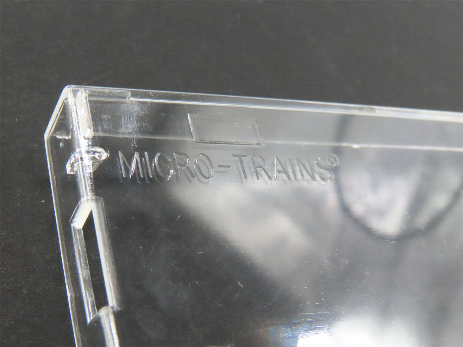 N Scale Micro-Trains MTL 04900530 CP Canadian Pacific 40' Wood Reefer #5609