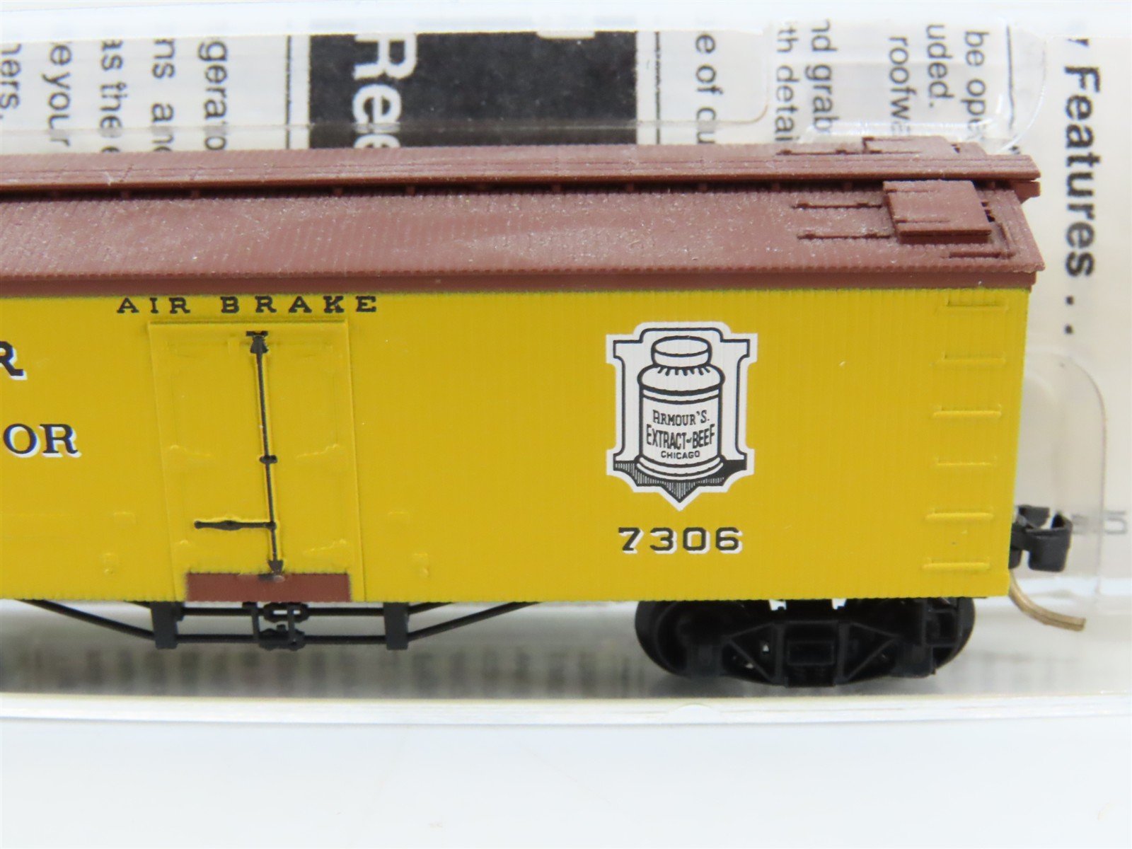 N Scale Micro-Trains MTL 58030 Armour Refrigerator Line 36' Ice Reefer #7306