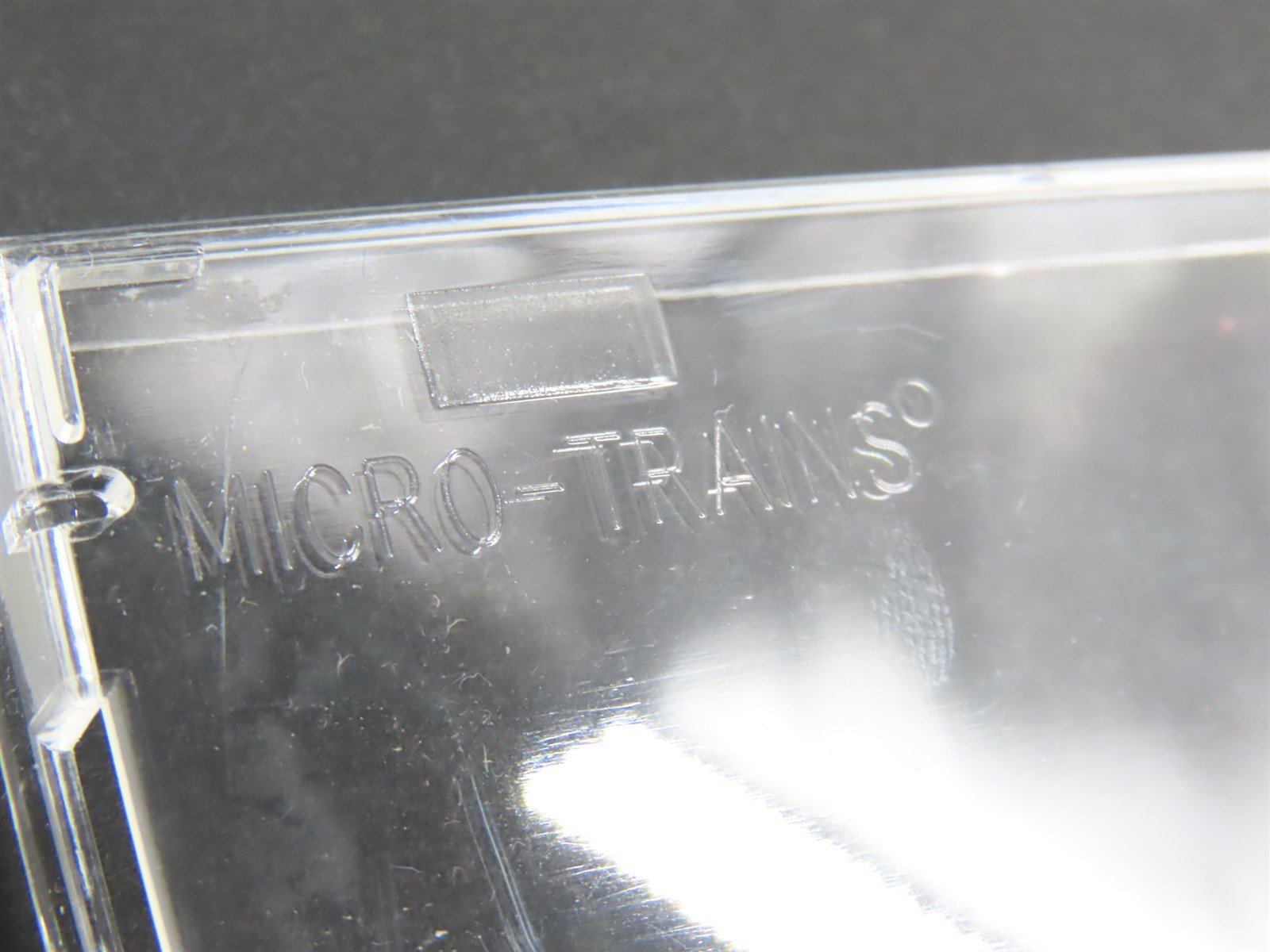 N Micro-Trains MTL 100030 ATSF Santa Fe 36' Riveted Steel Side Caboose #999245