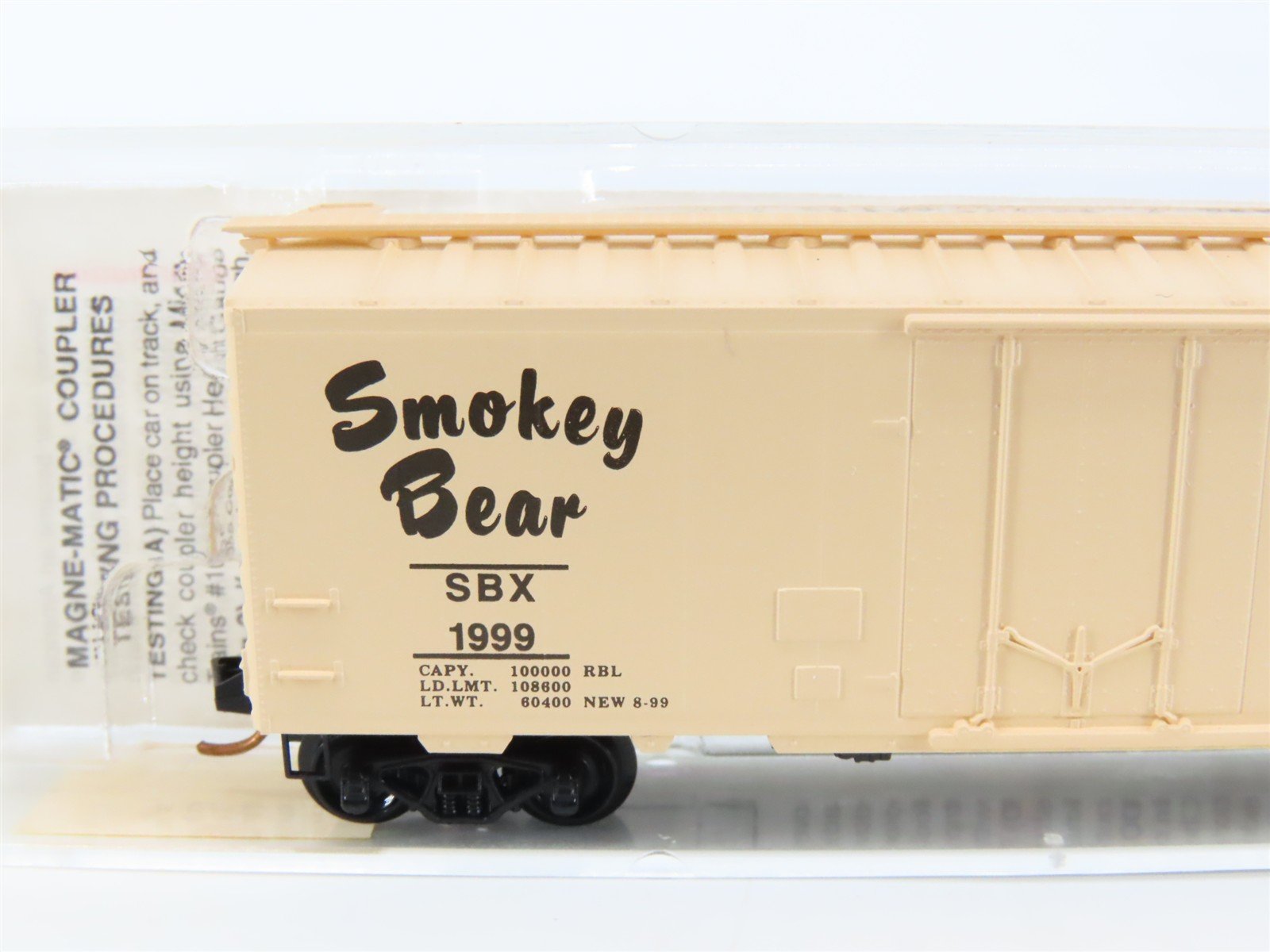N Scale Micro-Trains MTL 21260 SBX Smokey Bear 40' Plug Door Box Car #1999