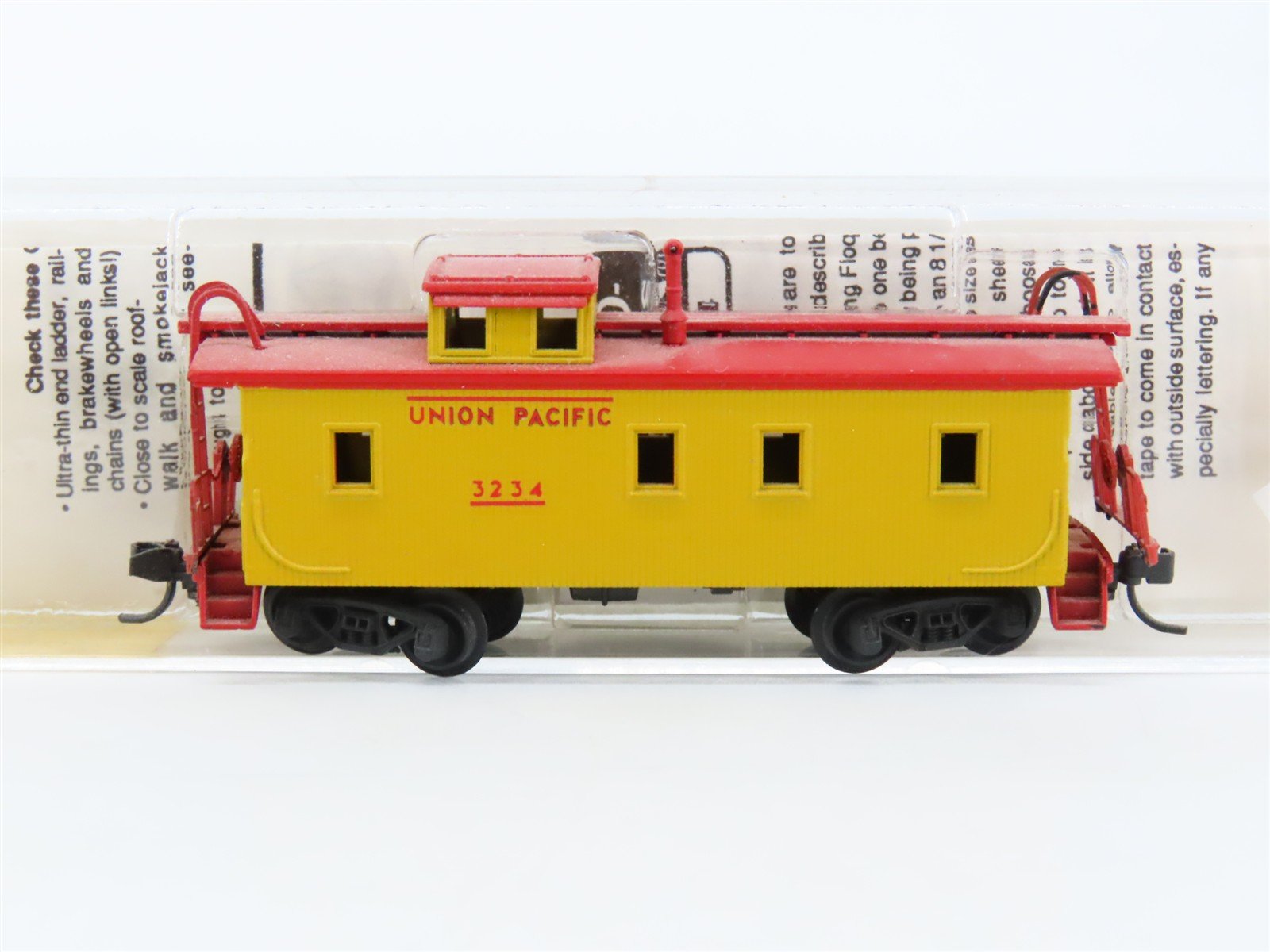 N Scale Micro-Trains MTL 50100 UP Union Pacific 34' Caboose #3234