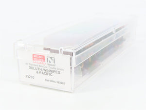 N Scale Micro-Trains MTL 23260 DWC Duluth Winnipeg & Pacific 40' Box Car #582225