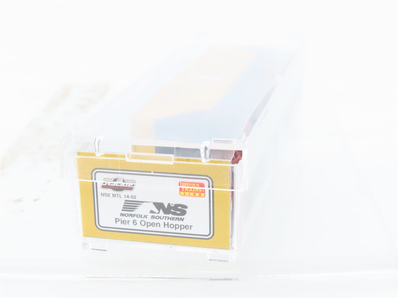 N Micro-Trains NSE MTL 14-02 NS Pier 6 50 Years 3-Bay Hopper #146313 w/ Load