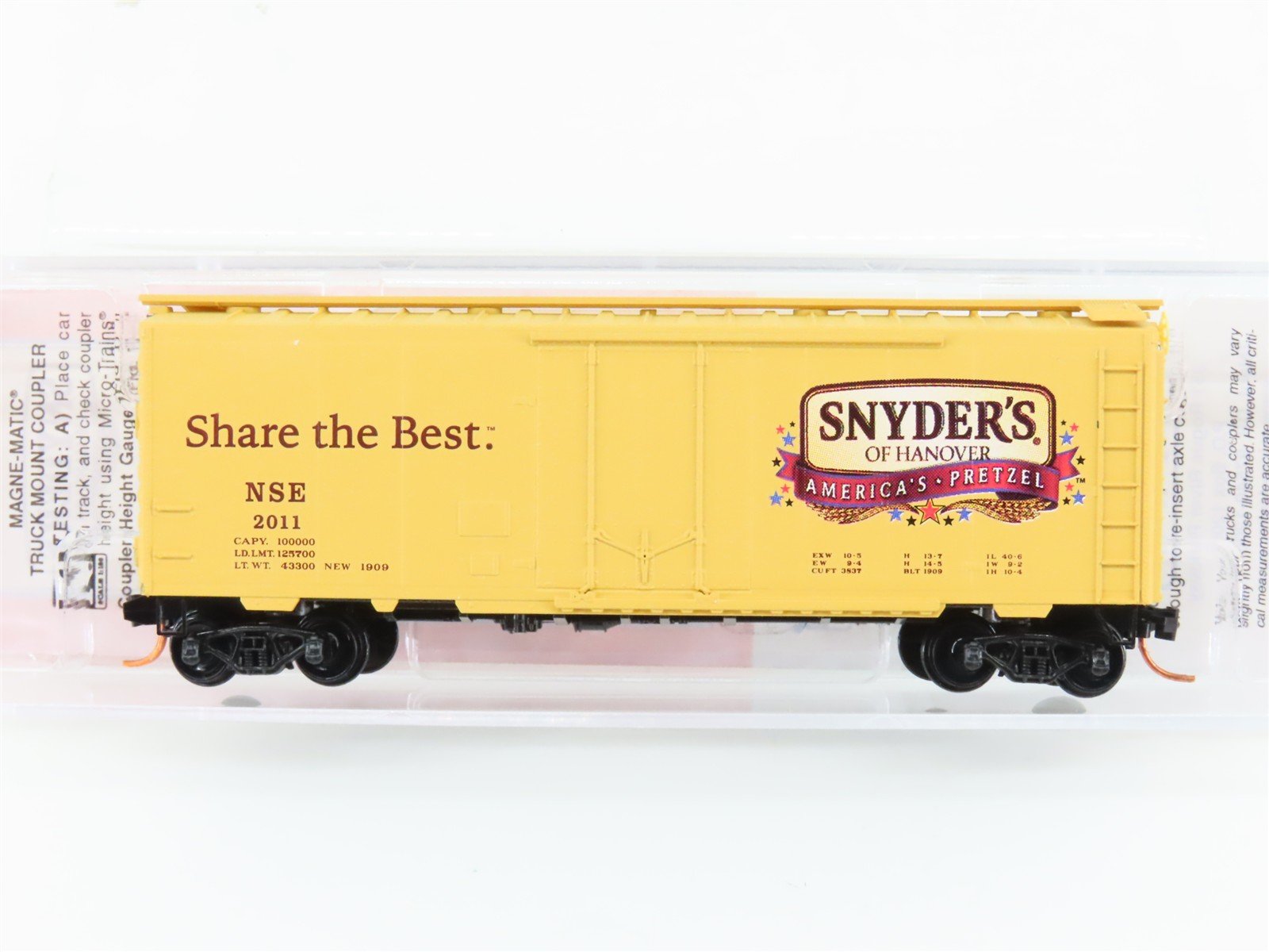 N Micro-Trains MTL NSE 11-82 Snyder's Of Hanover 40' Plug Door Box Car #2011