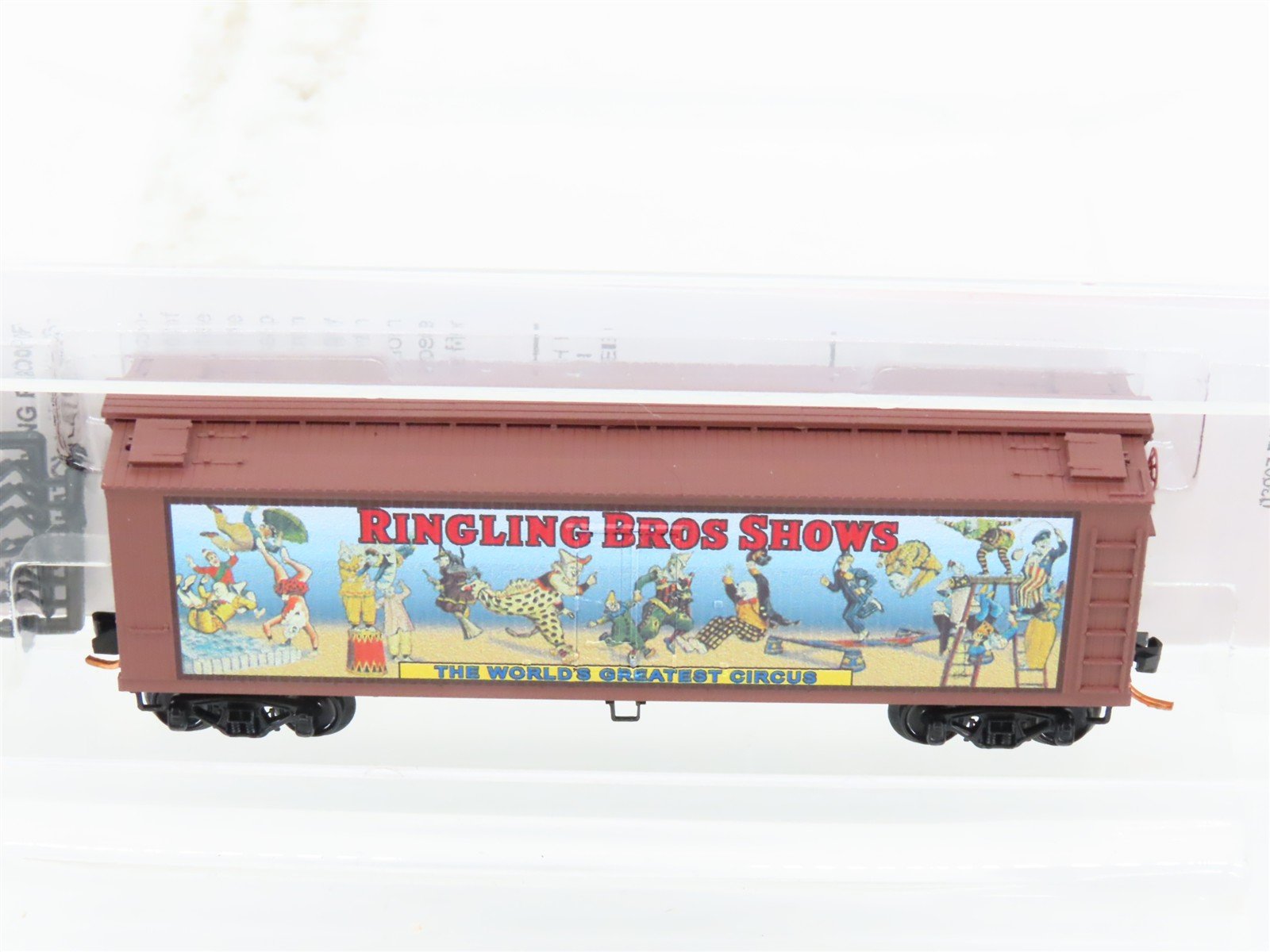 N Scale Micro-Trains MTL 04700402 Ringling Bros. Billboard #2 40' Wood Reefer