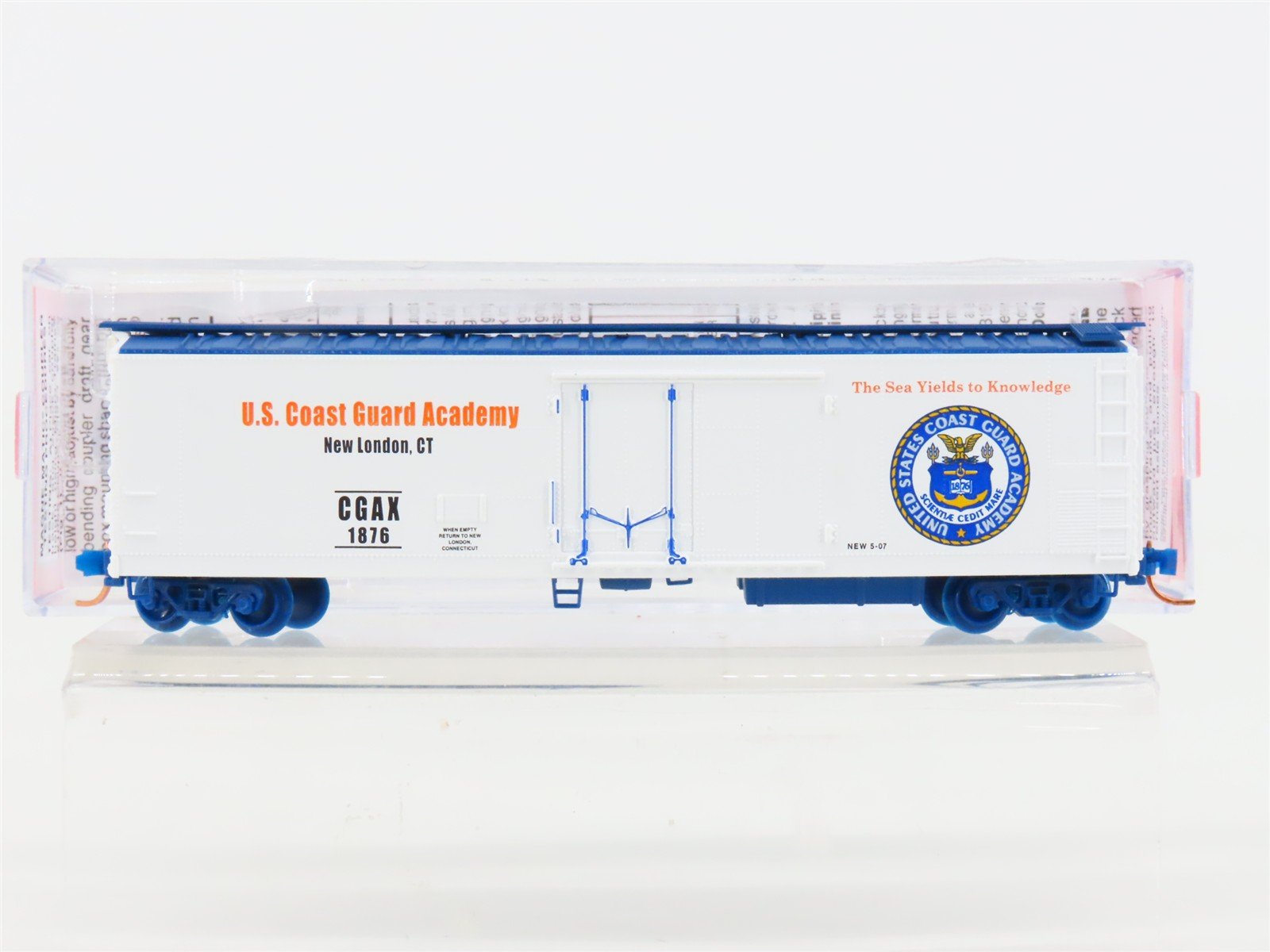 N Micro-Trains NSC MTL 07-01 CGAX U.S. Coast Guard Academy Mech. Reefer #1876