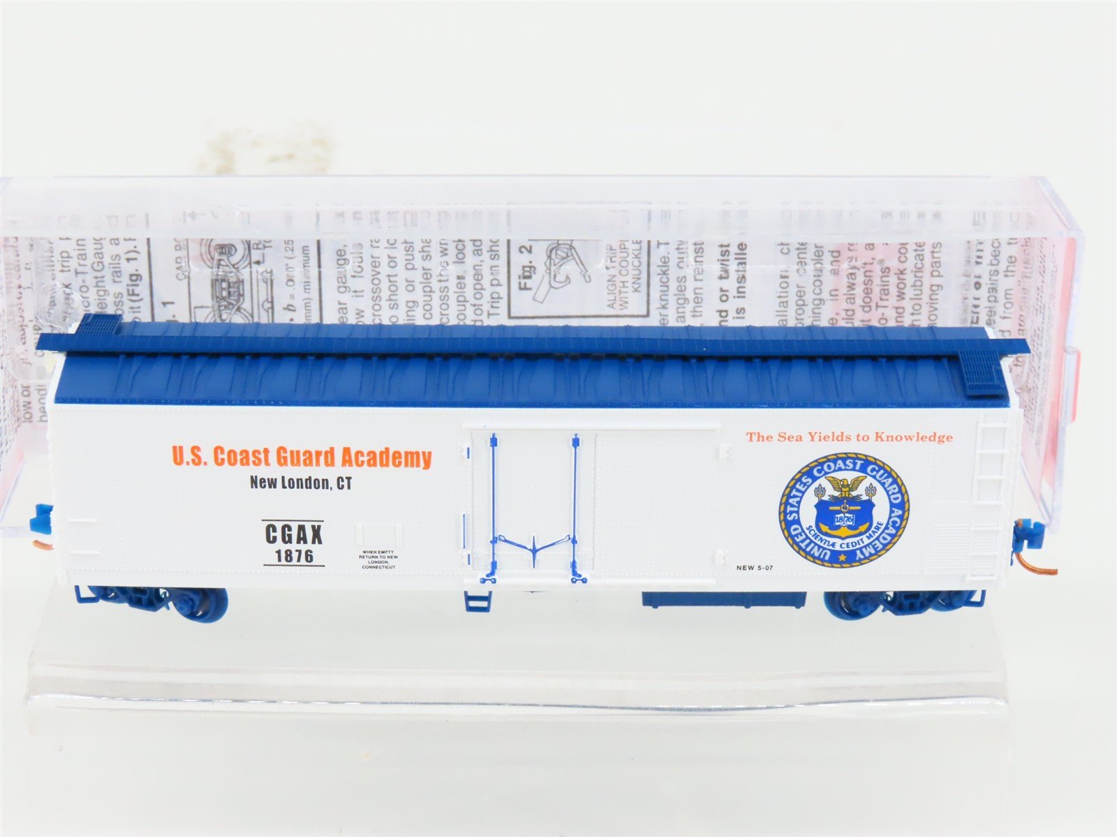 N Micro-Trains NSC MTL 07-01 CGAX U.S. Coast Guard Academy Mech. Reefer #1876