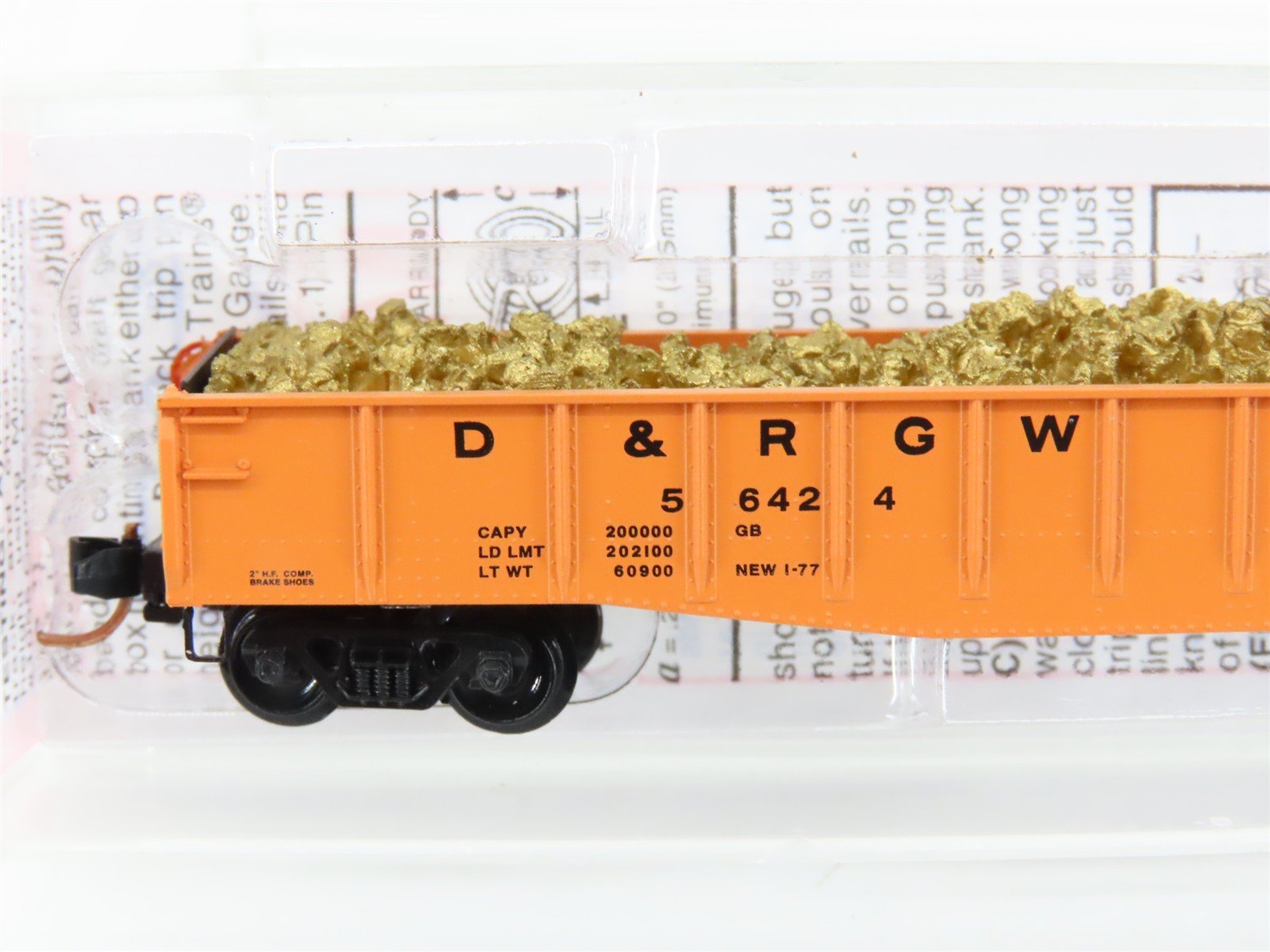 N Scale Micro-Trains MTL NSC 06-01 D&RGW Rio Grande 50' Gondola #56424 w/ Load