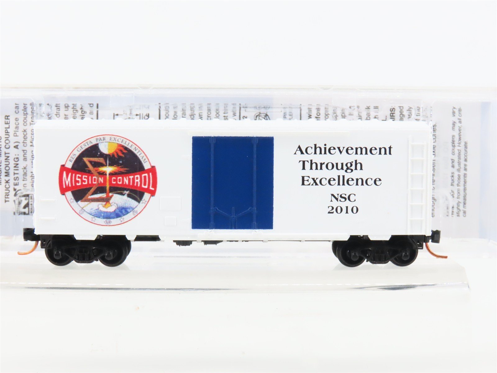 N Scale Micro-Trains MTL NSC 10-01 "Mission Control" 40' Plug Door Box Car #2010