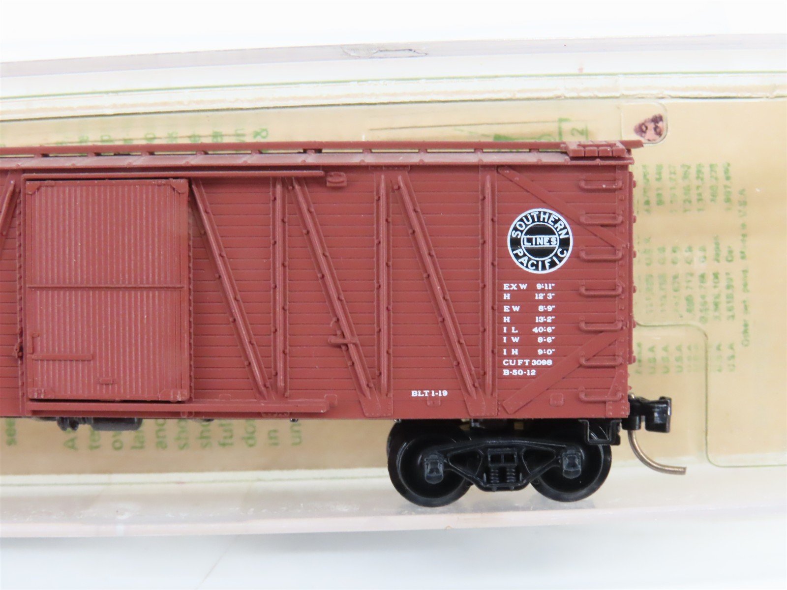 N Kadee Micro-Trains MTL 20093 SP Southern Pacific 40' Boxcar 26360 - Blue Label