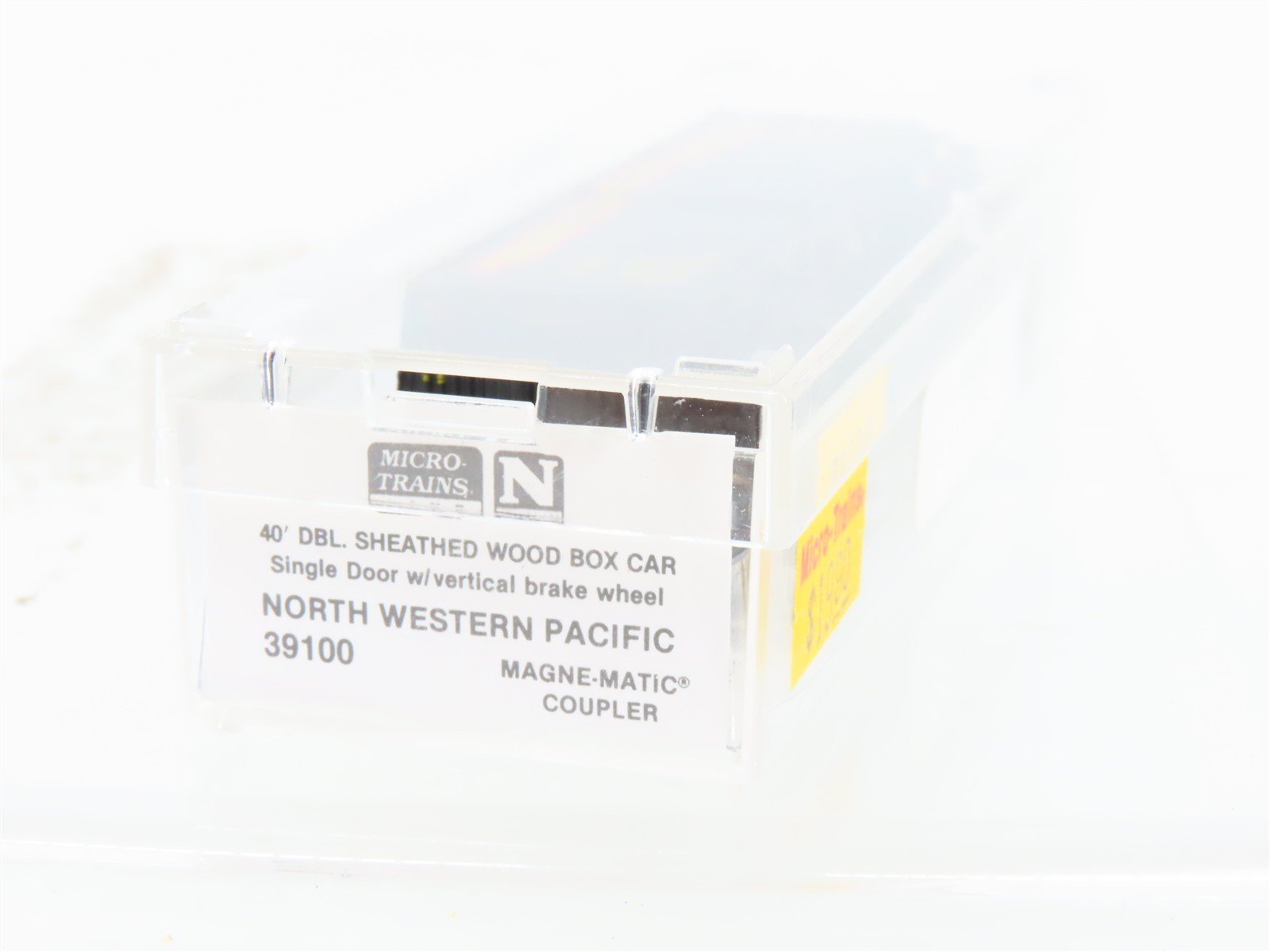 N Micro-Trains MTL 39100 NWP Redwood Empire Route Overnight 40' Box Car #1952