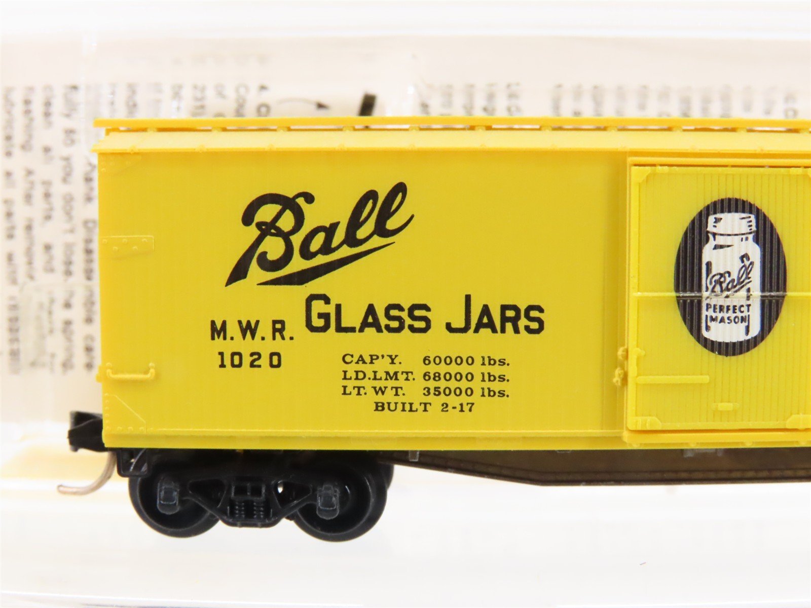 N Scale Micro-Trains MTL 42030 MWR Ball Glass Jars 40' Wood Box Car #1020