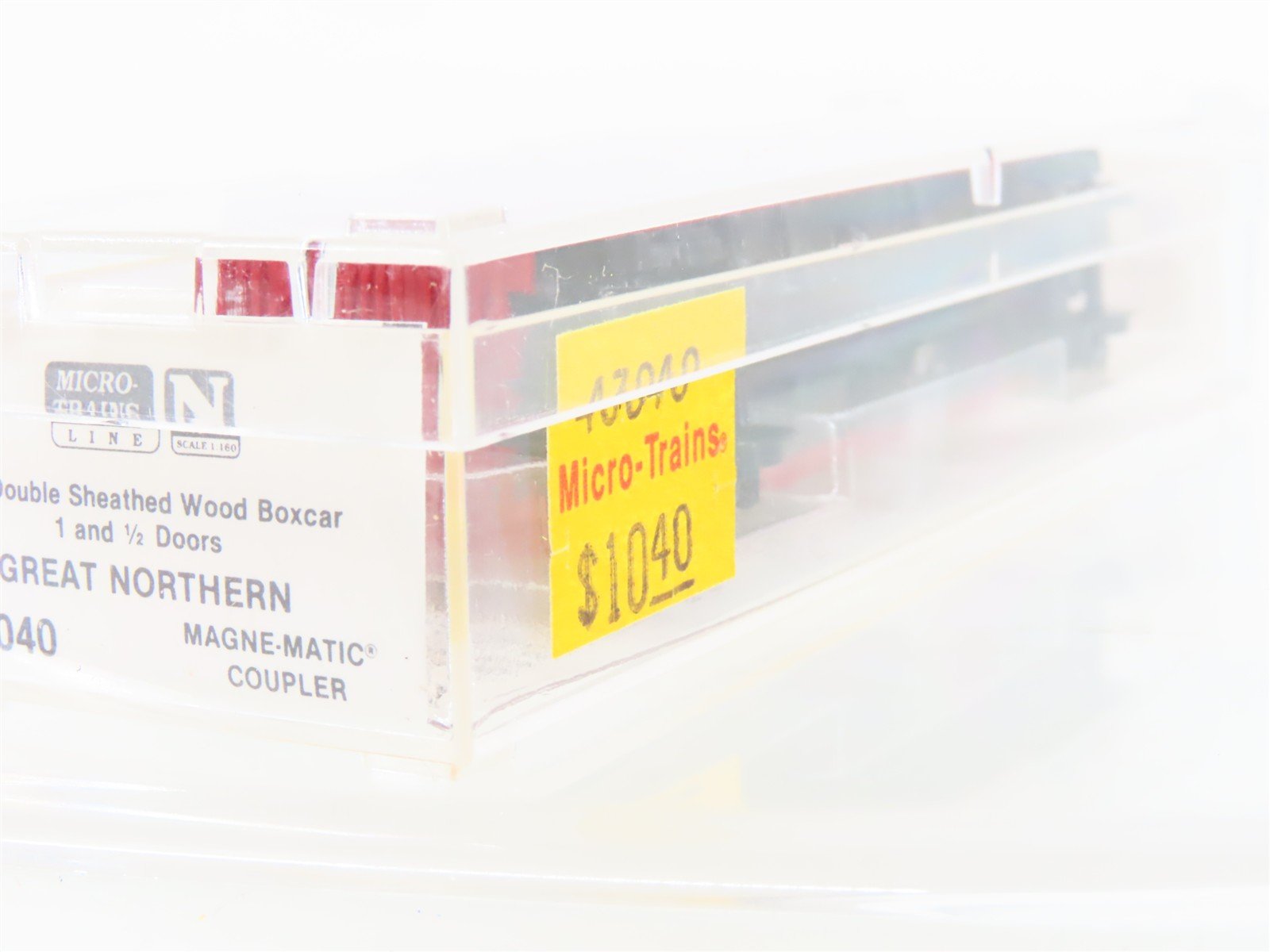 N Scale Micro-Trains MTL 43040 GN Great Northern 40' Wood Box Car #3345