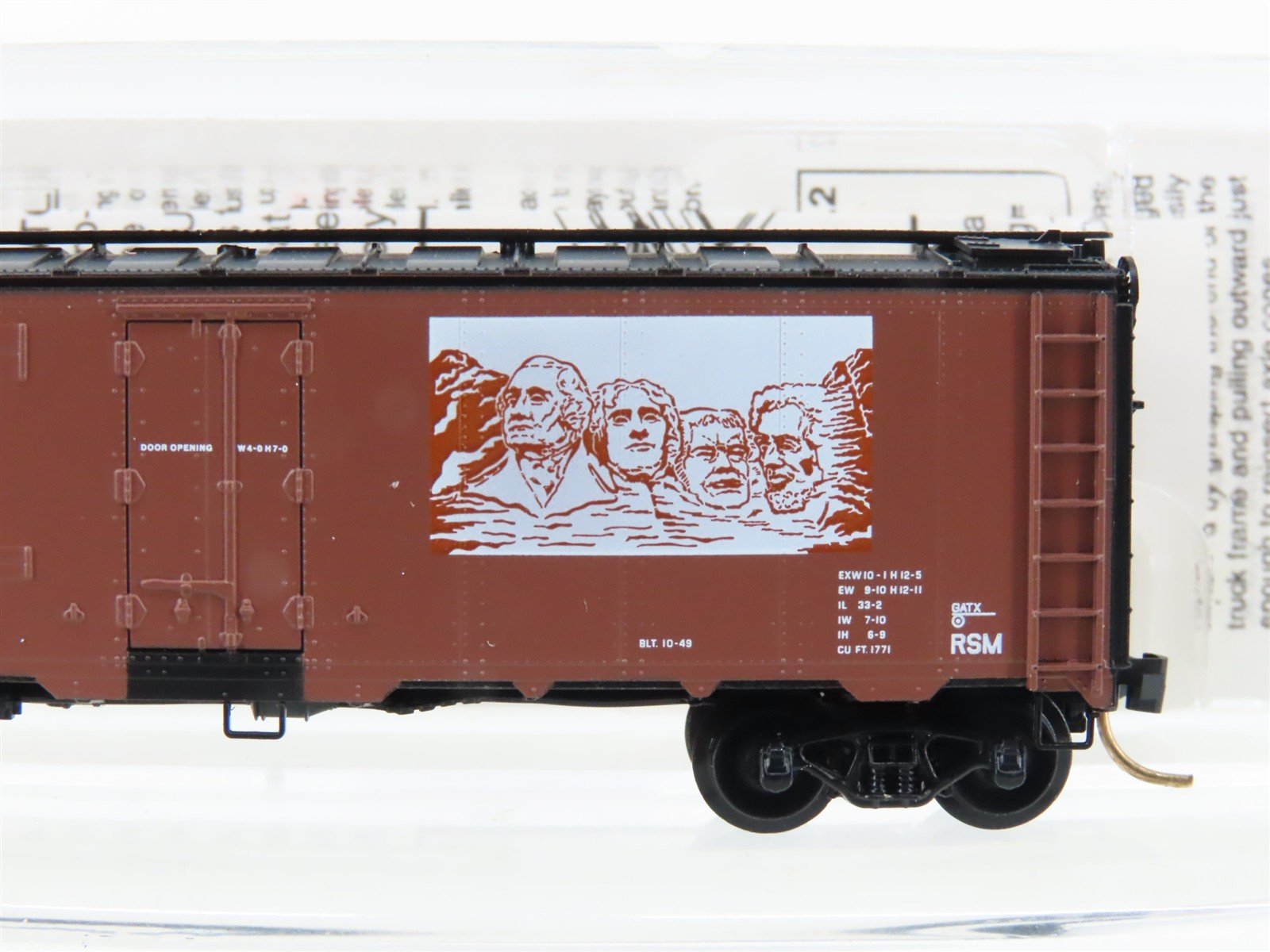 N Scale Micro-Trains MTL 59530 URTX Black Hills Packing Co. 40' Reefer #72722