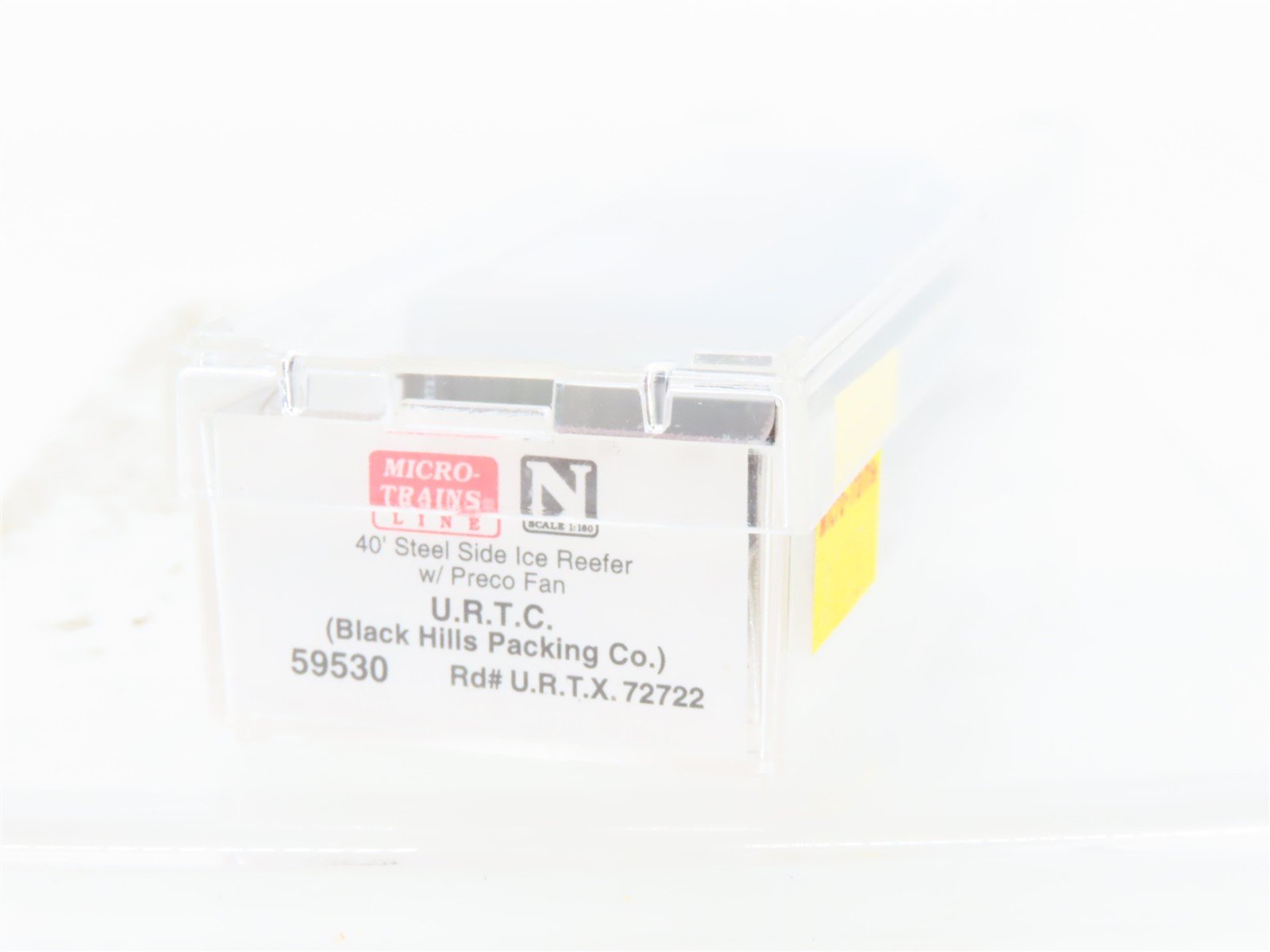 N Scale Micro-Trains MTL 59530 URTX Black Hills Packing Co. 40' Reefer #72722