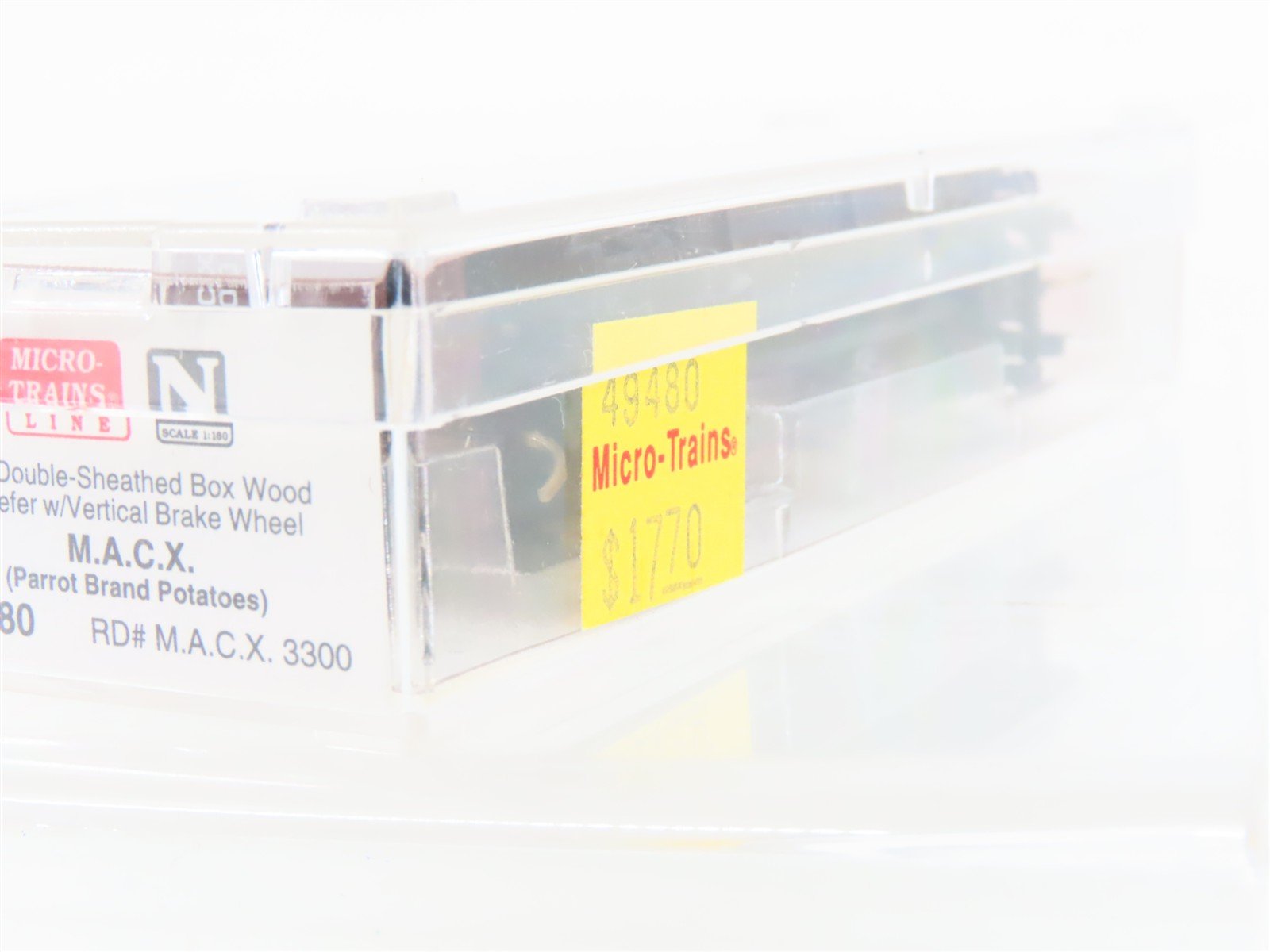 N Scale Micro-Trains MTL 49480 MACX Parrot Brand Potatoes 40' Wood Reefer #3300