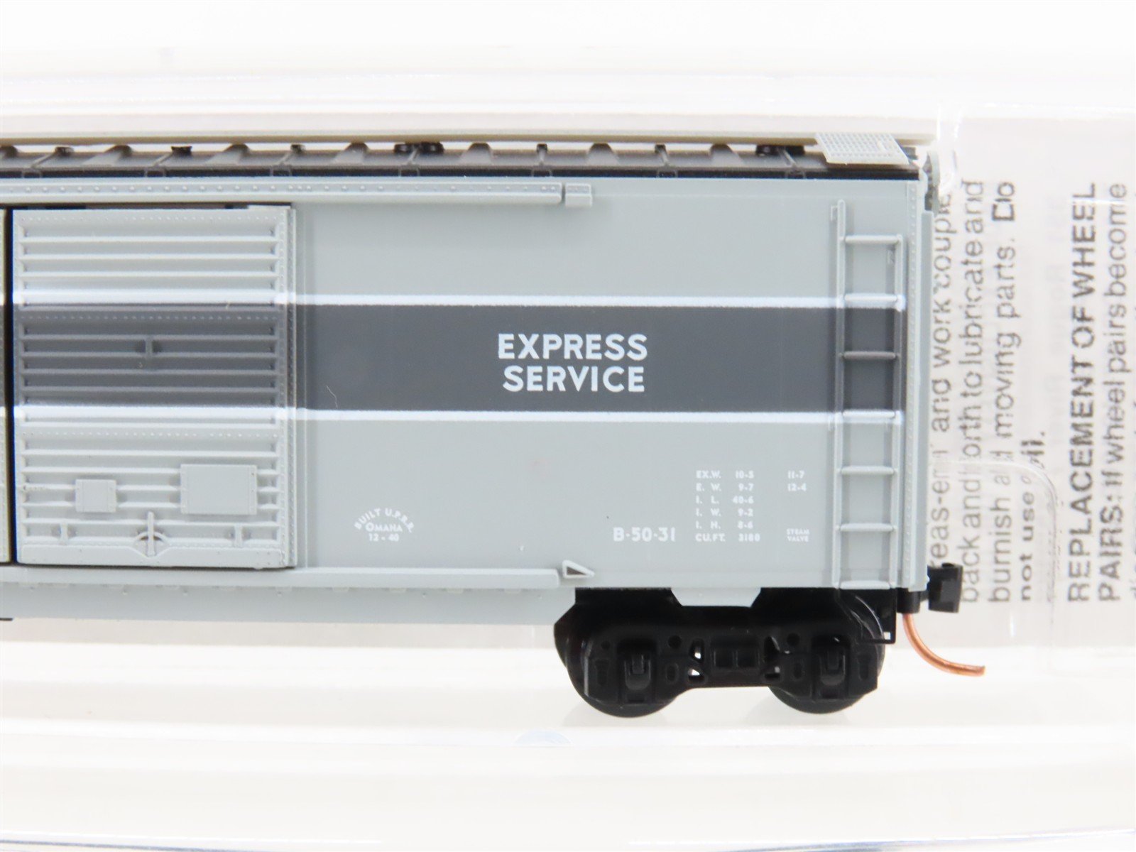 N Scale Micro-Trains MTL 23270 UP Union Pacific Express Service 40' Boxcar #9213