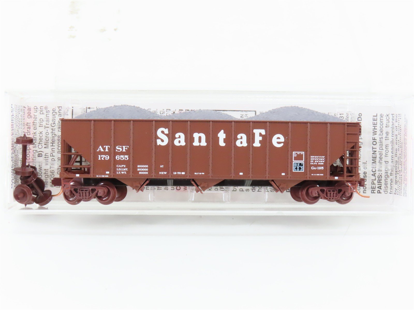 N Scale Micro-Trains MTL 108120.1 ATSF Santa Fe 3-Bay Hopper #179655 w/ Load