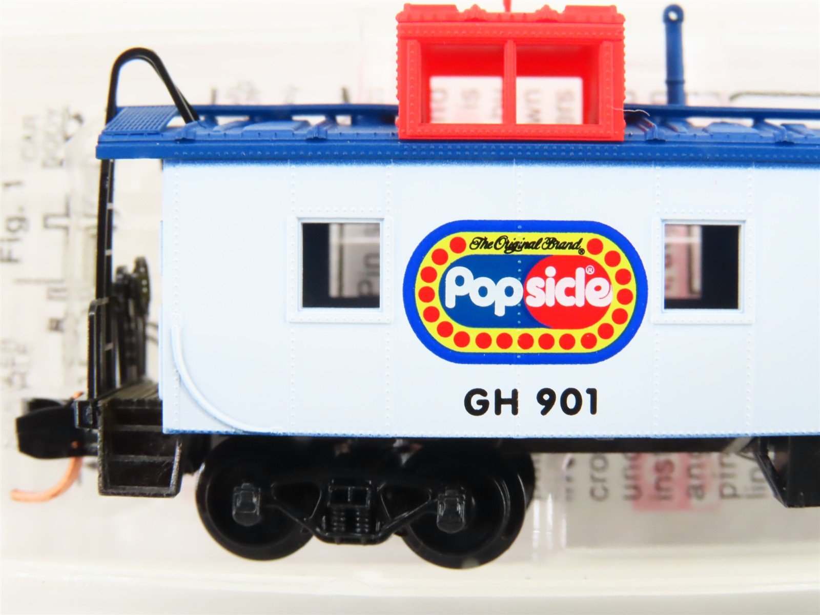 N Scale Micro-Trains MTL 100130 GH Popsicle 36' Offset Cupola Caboose #901