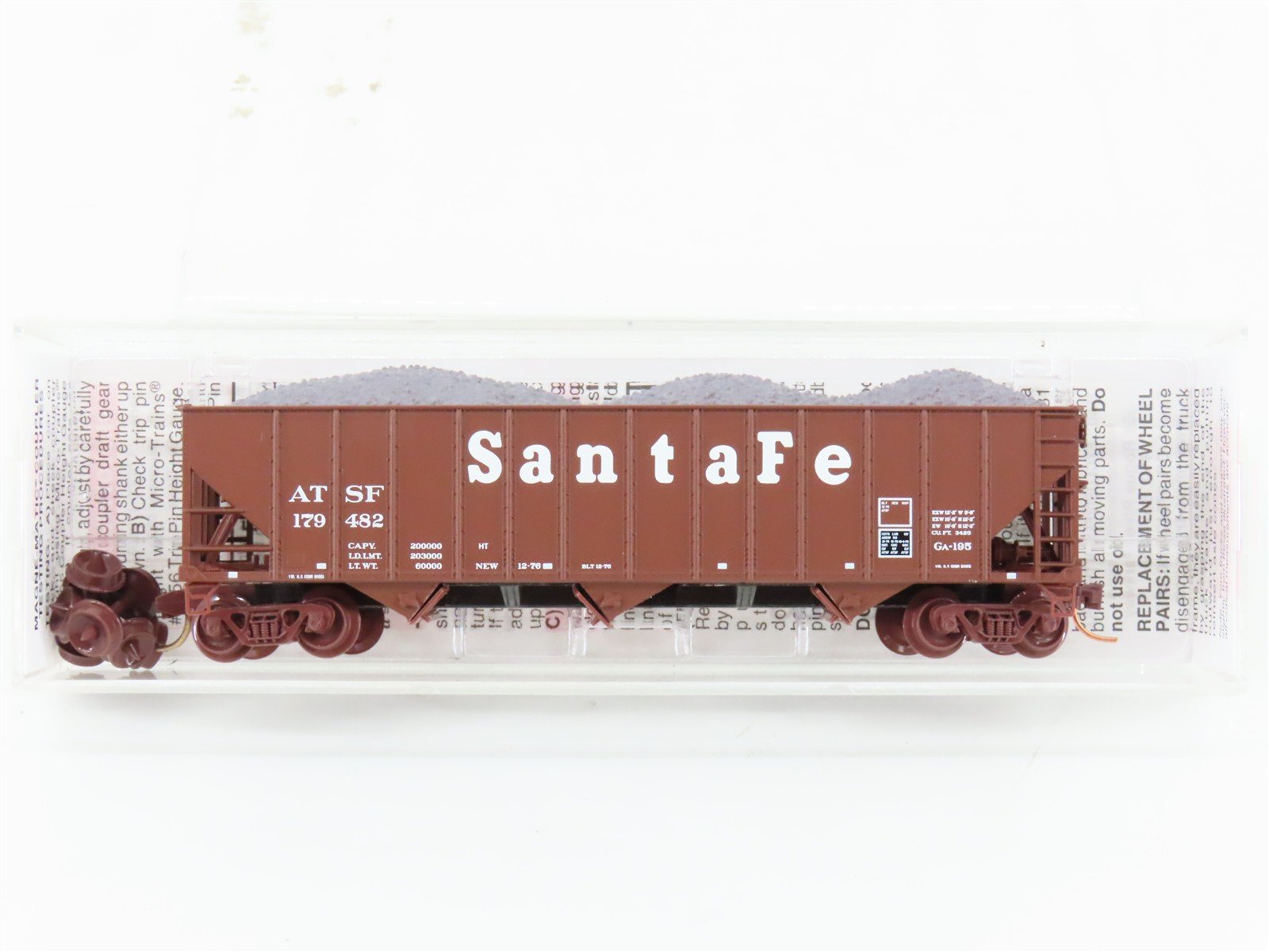 N Scale Micro-Trains MTL 108120.2 ATSF Santa Fe 3-Bay Hopper #179482 w/ Load