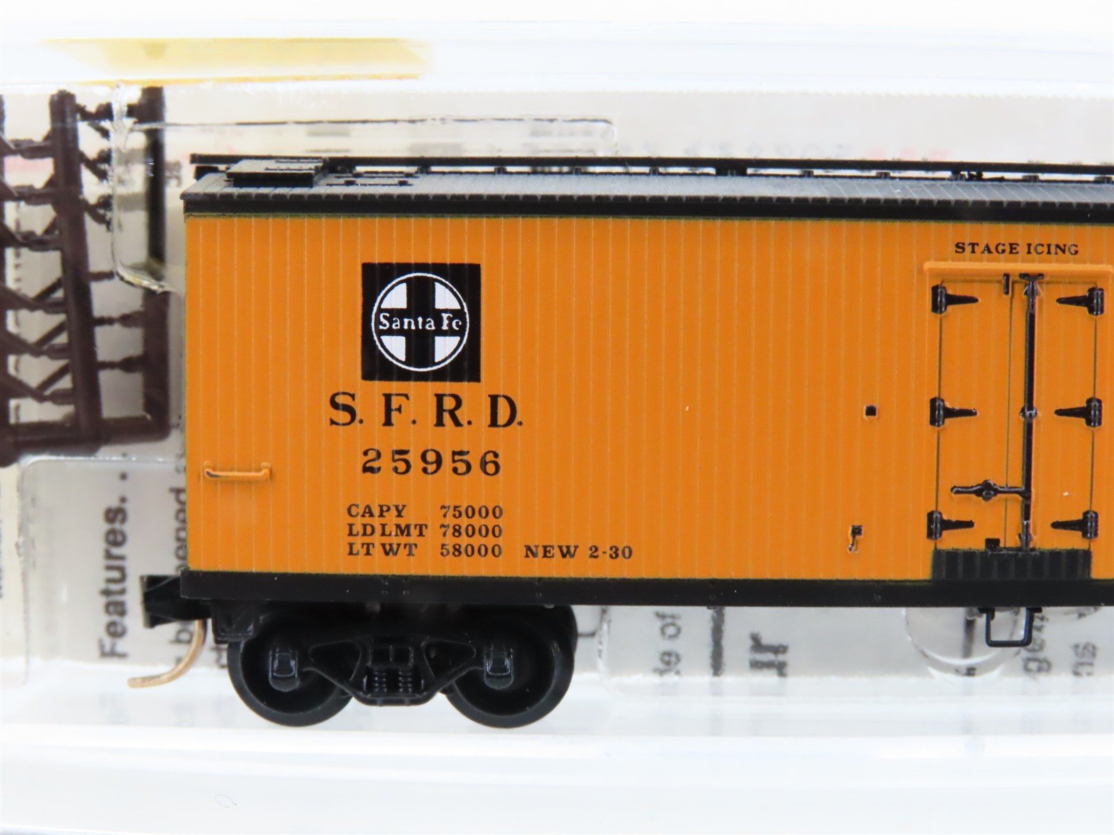N Scale Micro-Trains MTL 47250 SFRD Santa Fe Grand Canyon 40' Reefer #25956