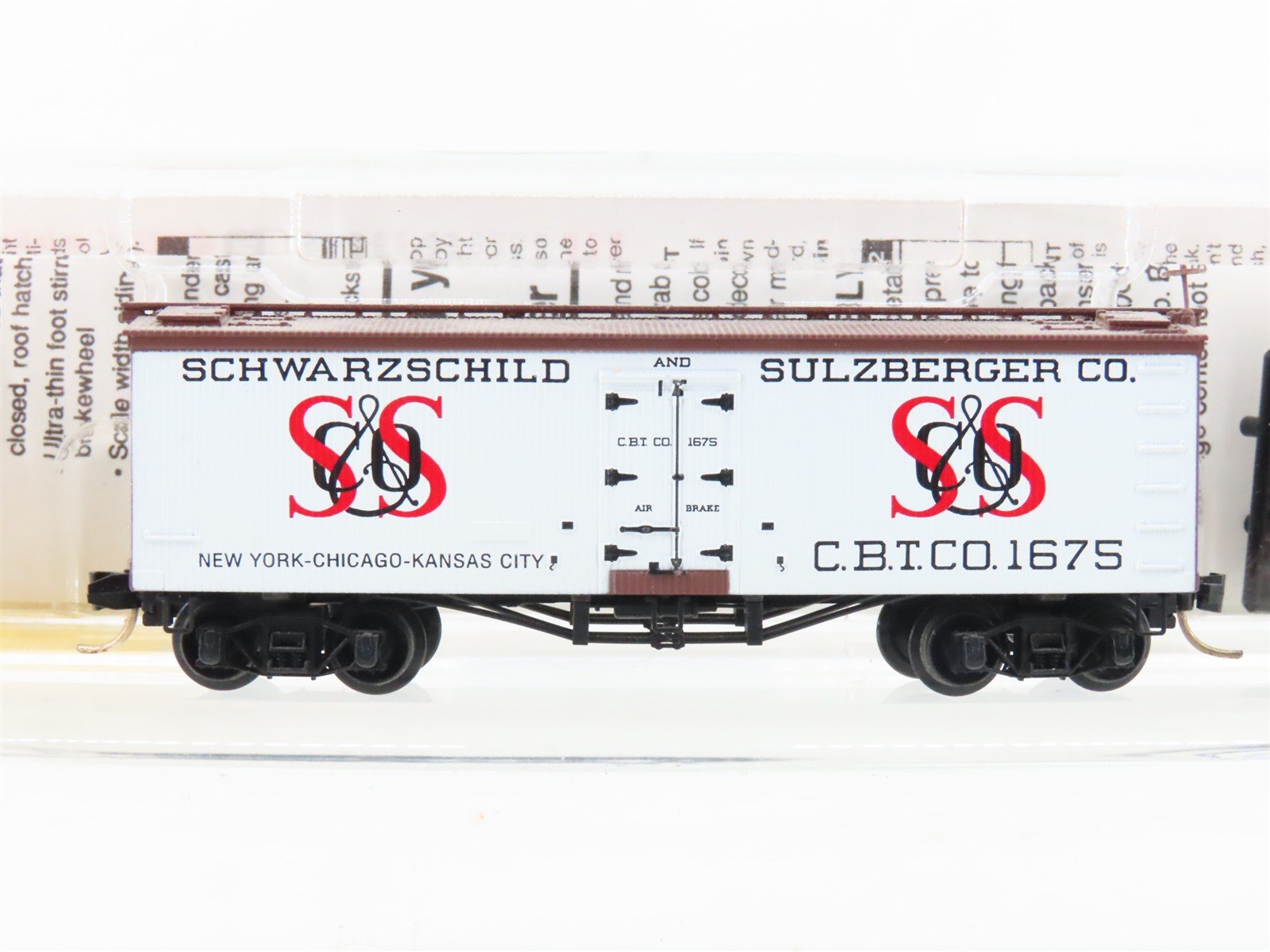 N Scale Micro-Trains MTL 58020 CBTCO Schwarzschild & Sulzberger 36' Reefer #1675