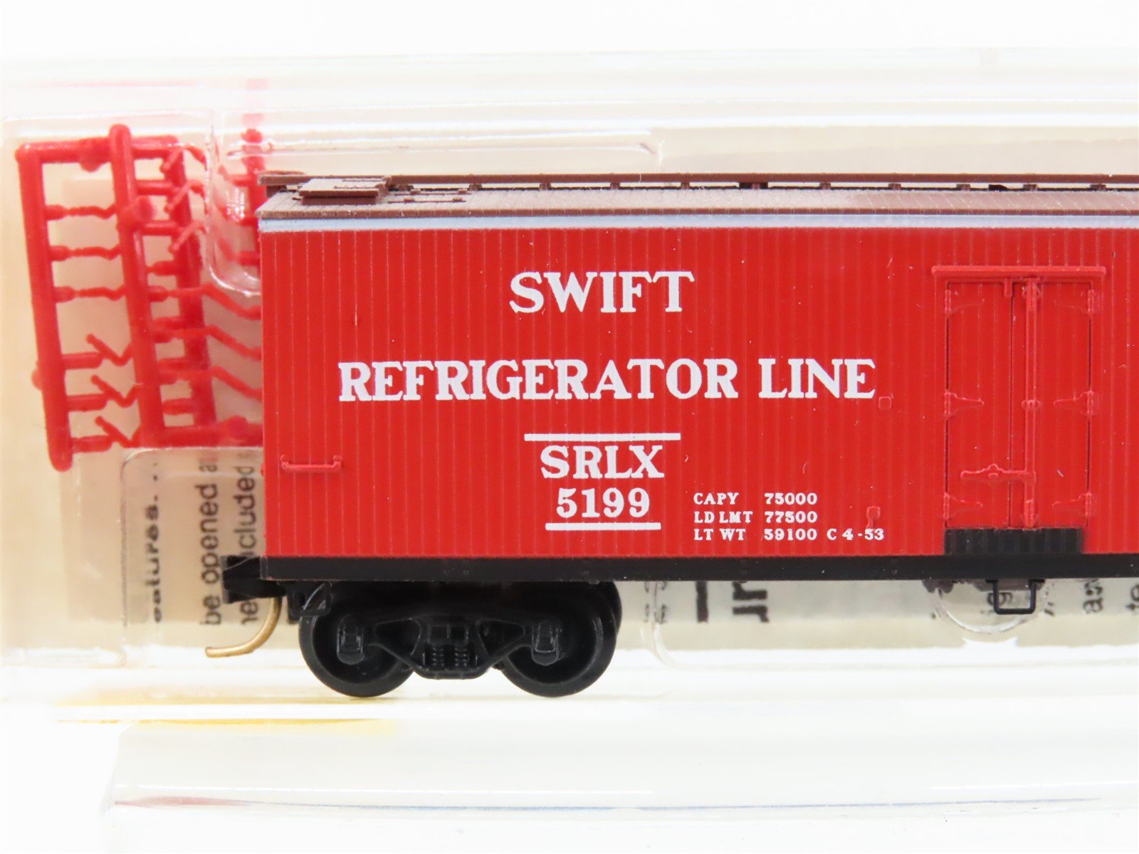 N Scale Micro-Trains MTL 49400 SRLX Swift Refrigerator Line 40' Reefer #5199