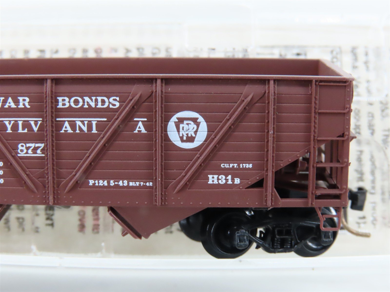 N Micro-Trains MTL 57100 PRR Pennsylvania War Bonds 2-Bay Open Hopper #220877