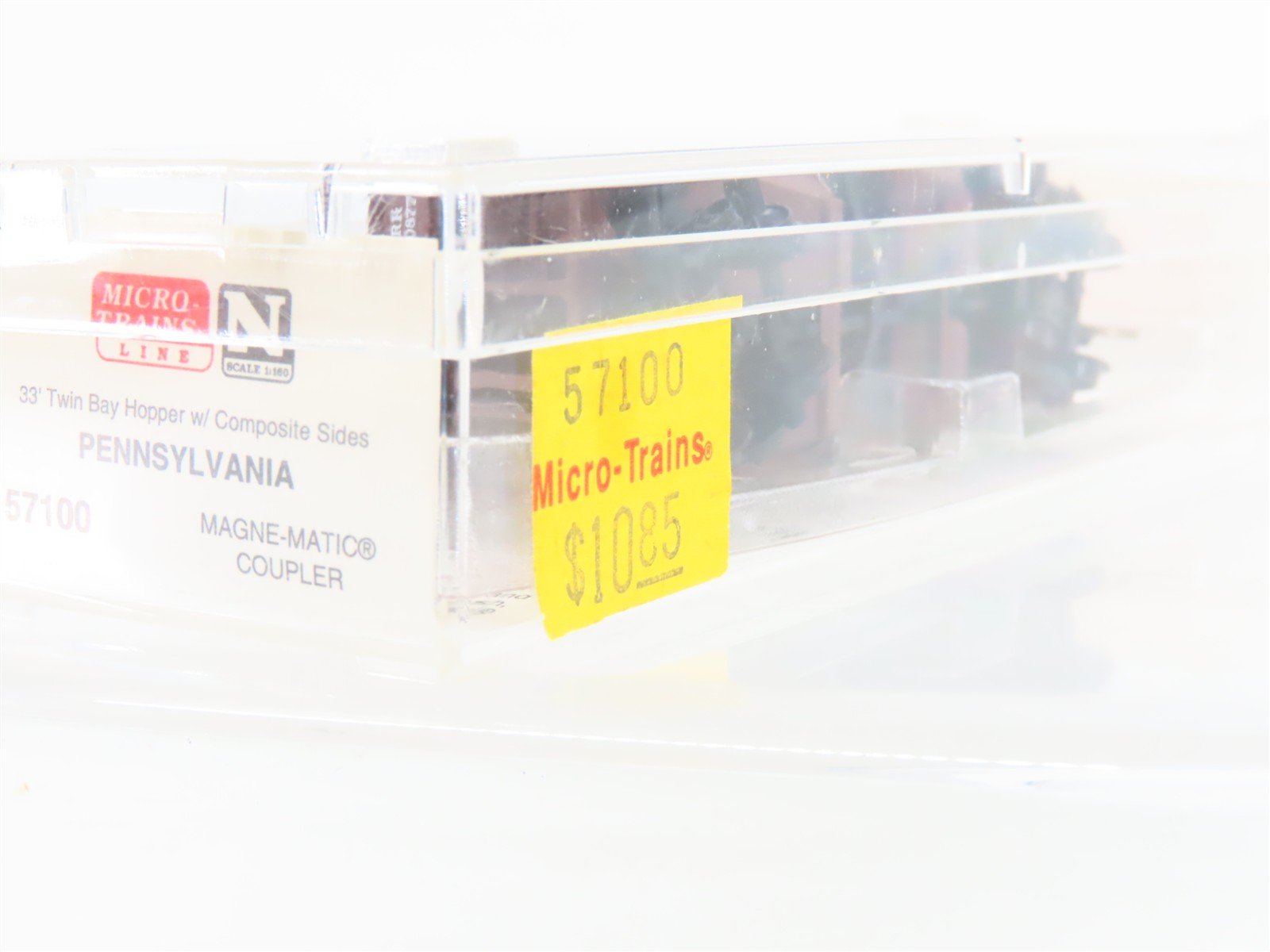 N Micro-Trains MTL 57100 PRR Pennsylvania War Bonds 2-Bay Open Hopper #220877