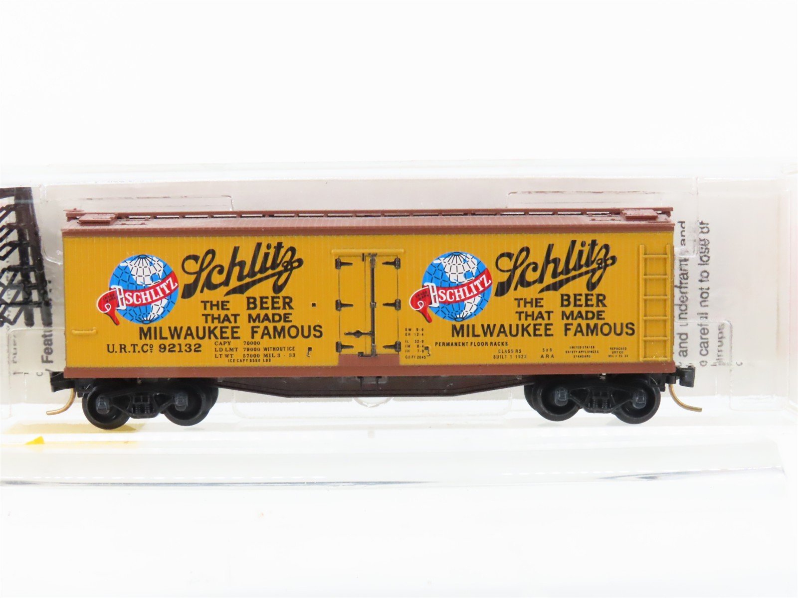 N Scale Micro-Trains MTL 49420 URTC Schlitz Beer 40' Wood Reefer #92132
